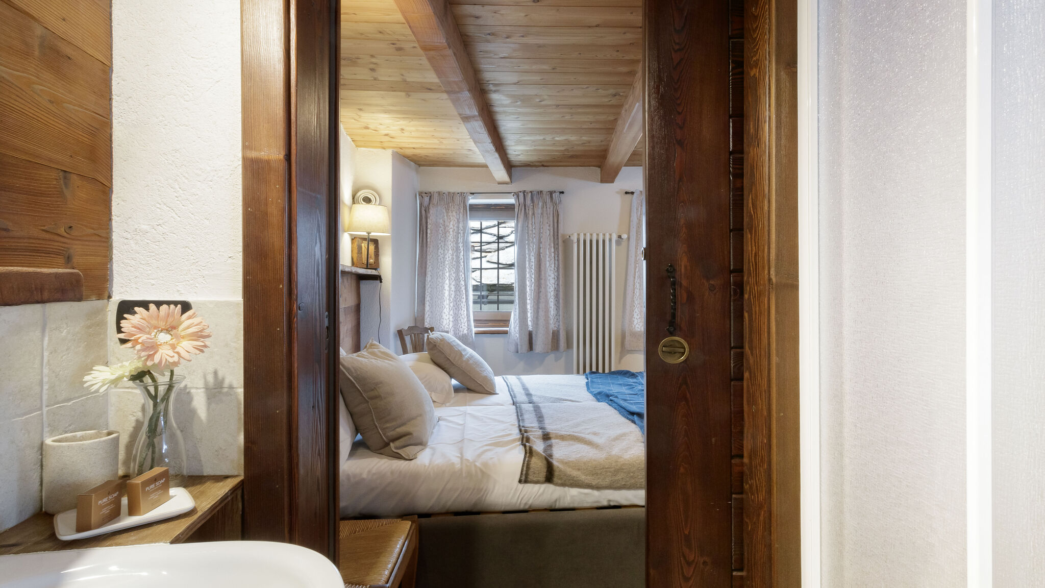 Italianway Valtournenche Chalet da MiRo - Authentic Rascard & Scenic View