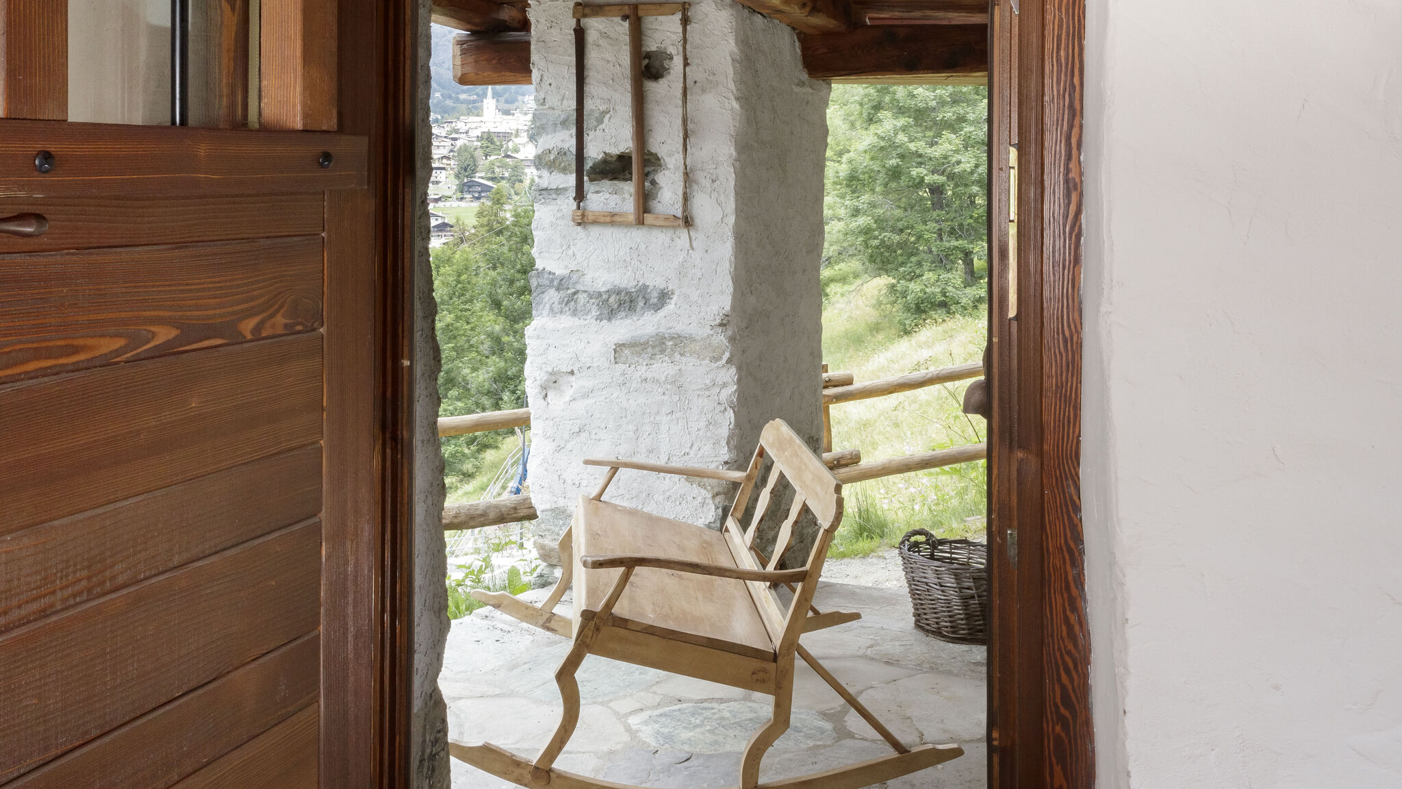 Italianway Valtournenche Chalet da MiRo - Authentic Rascard & Scenic View