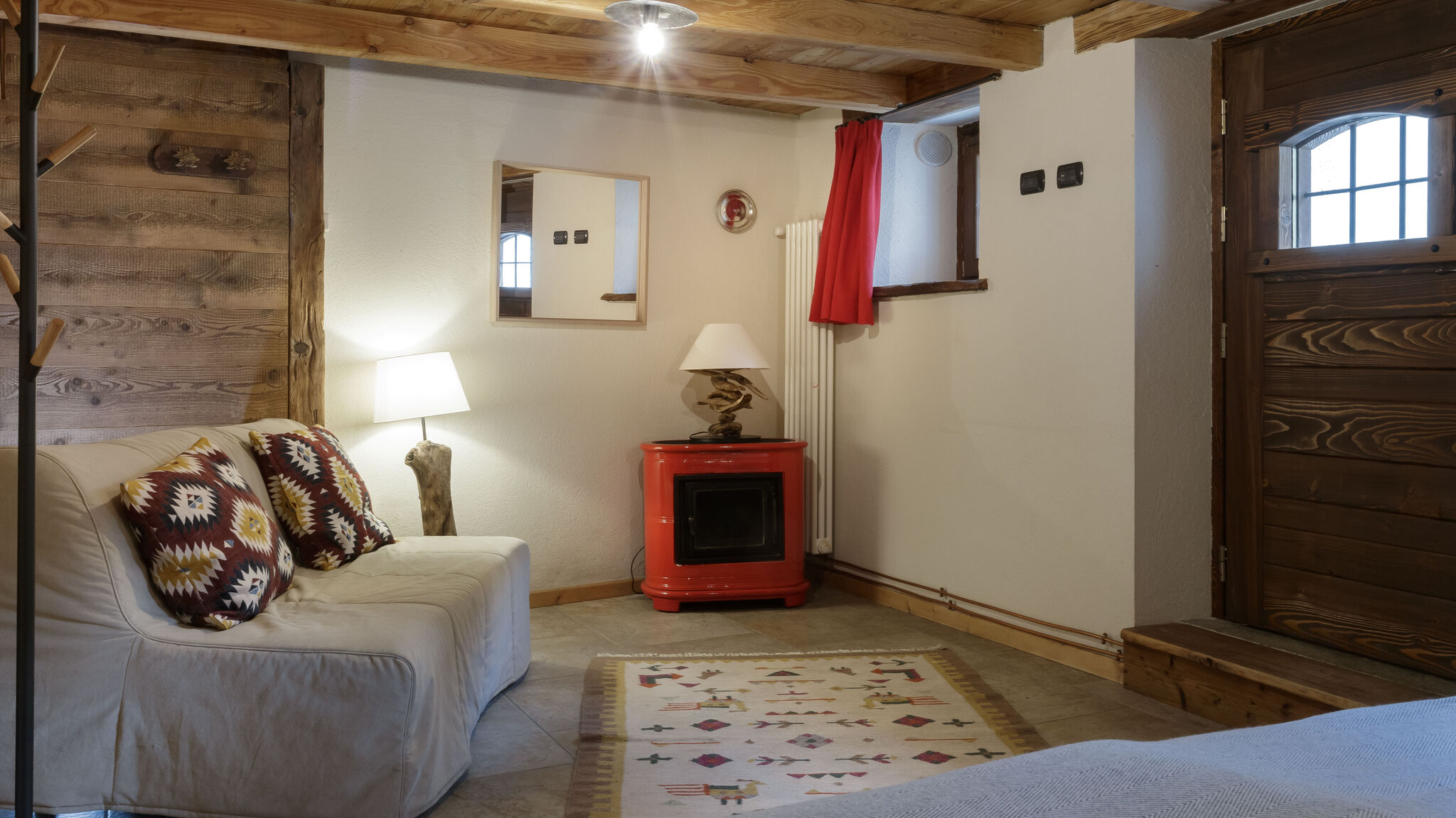 Italianway Valtournenche Chalet da MiRo - Authentic Rascard & Scenic View