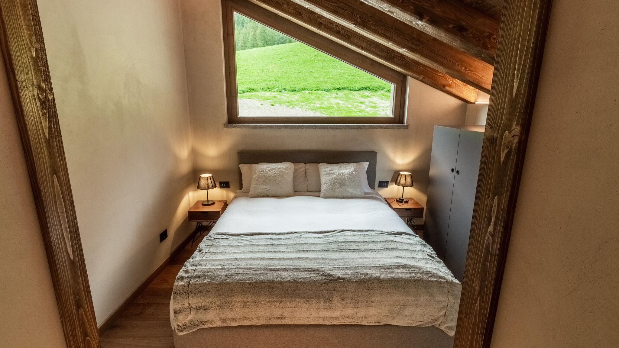 Italianway Valtournenche La Chambrette – Panoramic Alpine Retreat