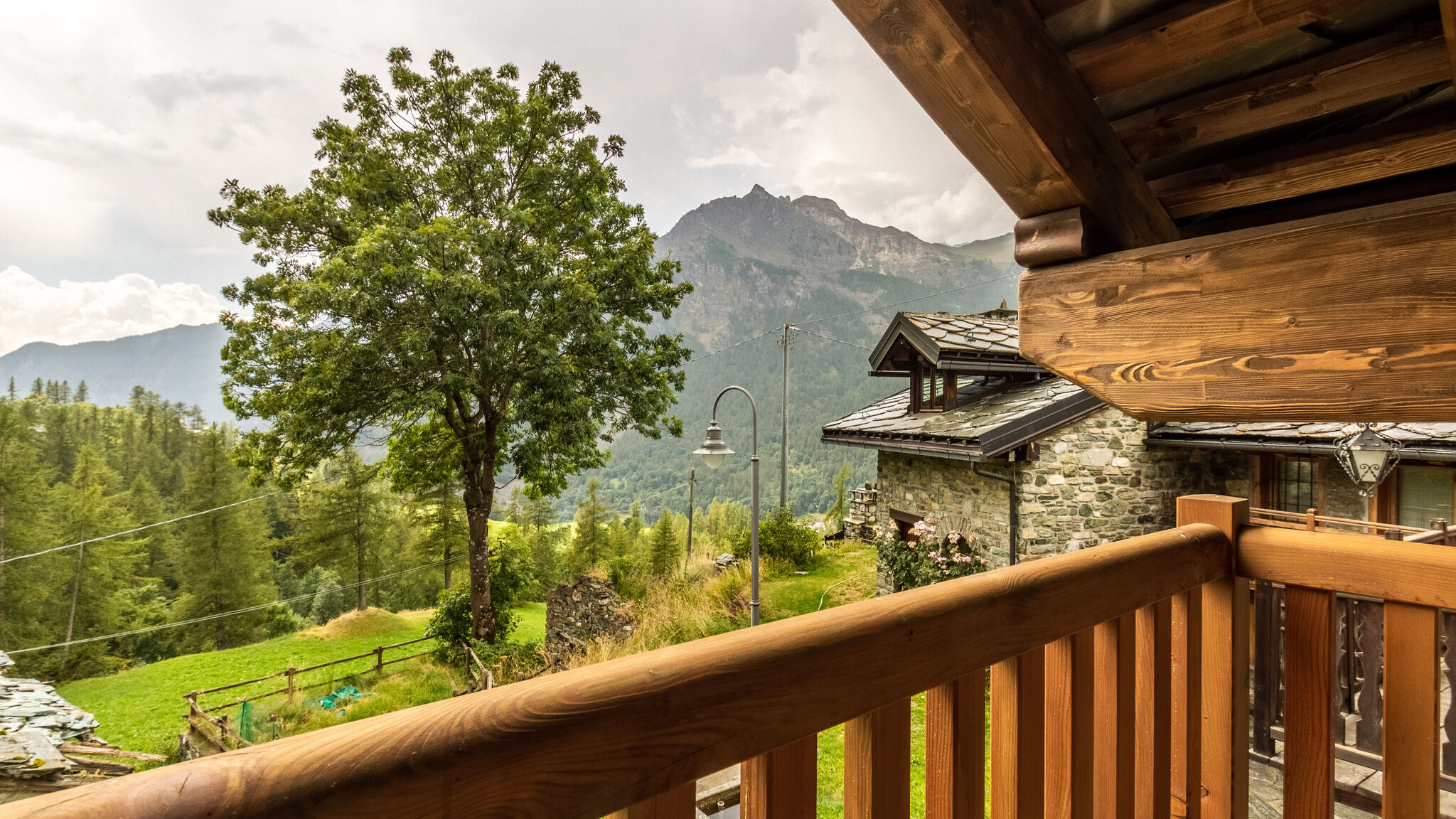 Italianway Valtournenche La Chambrette – Panoramic Alpine Retreat
