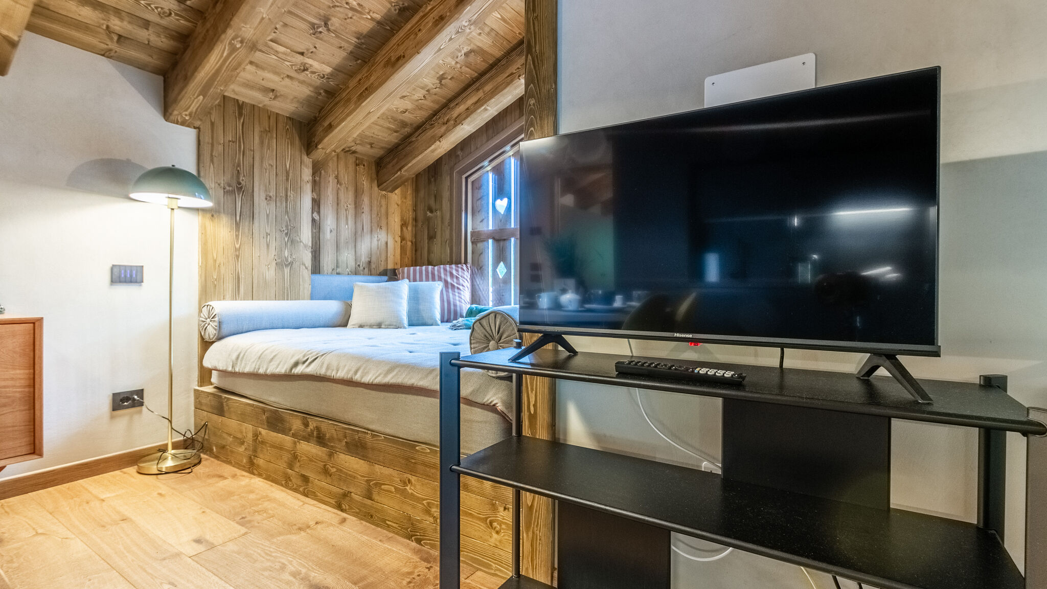 Italianway Valtournenche La Chambrette – Panoramic Alpine Retreat