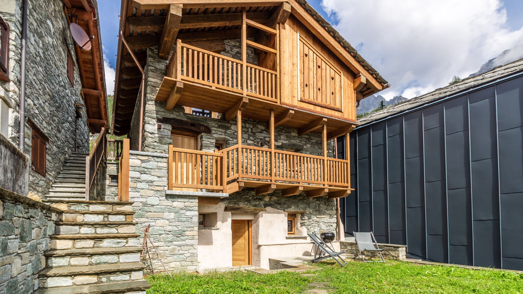 Italianway Valtournenche La Chambrette – Panoramic Alpine Retreat