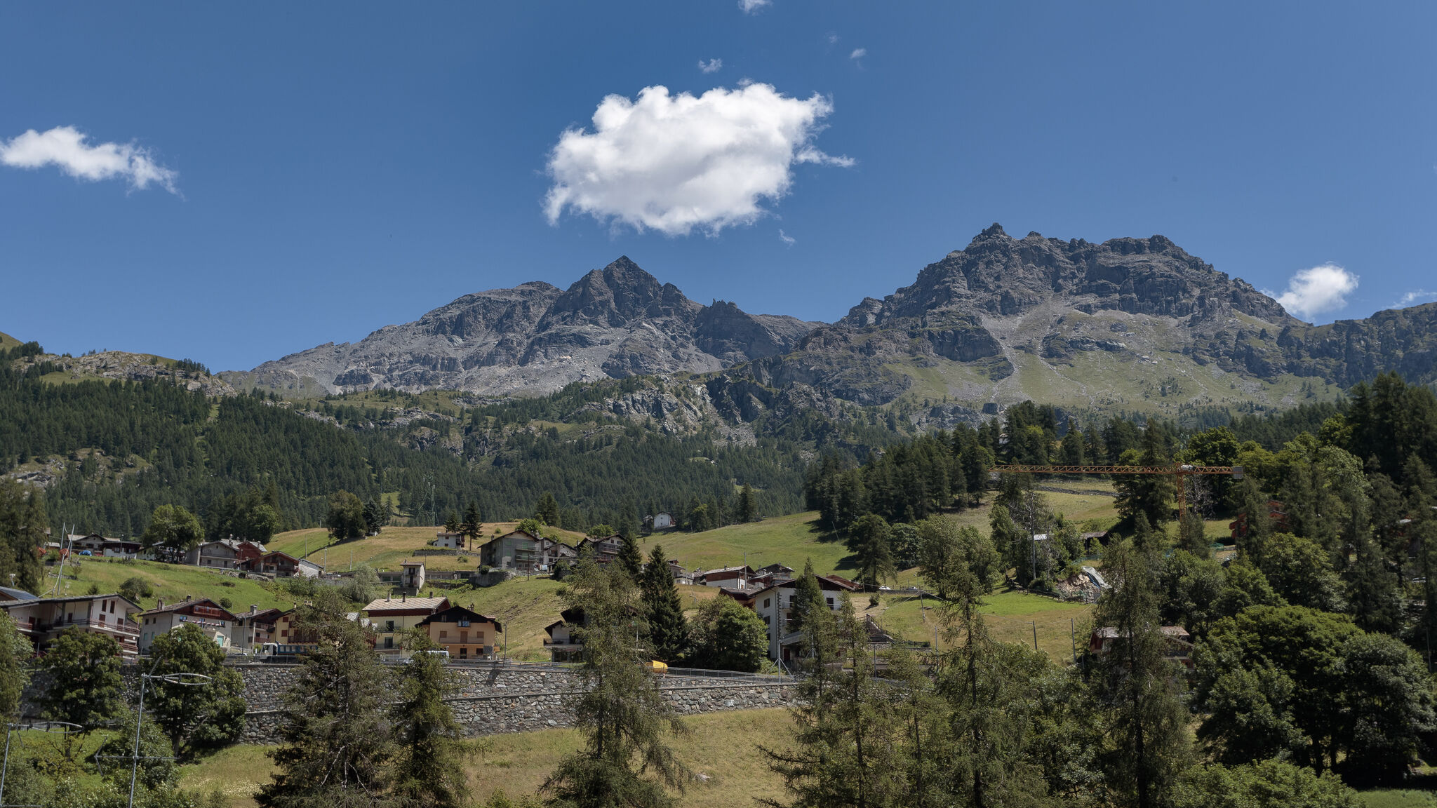 Italianway Valtournenche Petit Reins - Alpine Lodge close to Ski Return