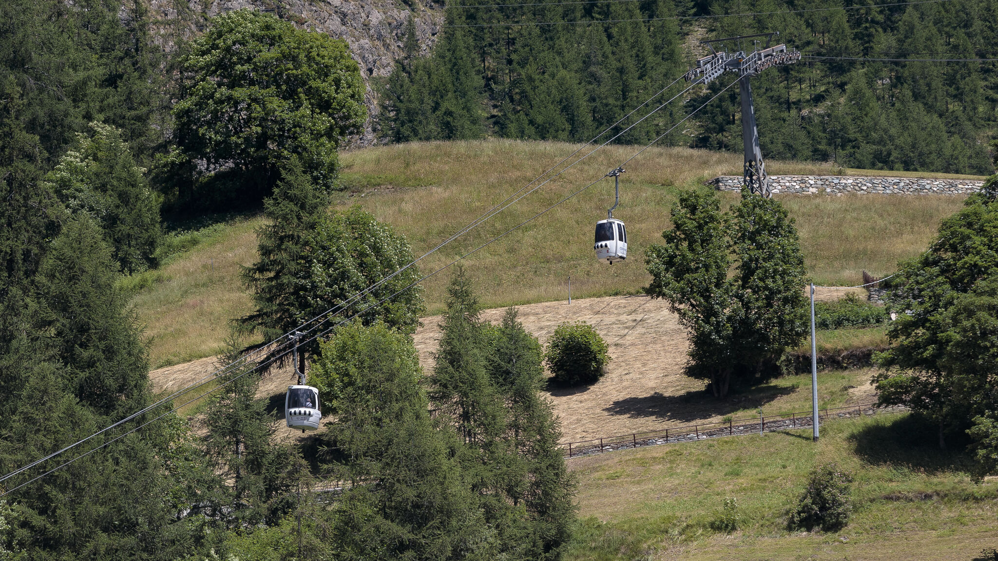 Italianway Valtournenche Petit Reins - Alpine Lodge close to Ski Return