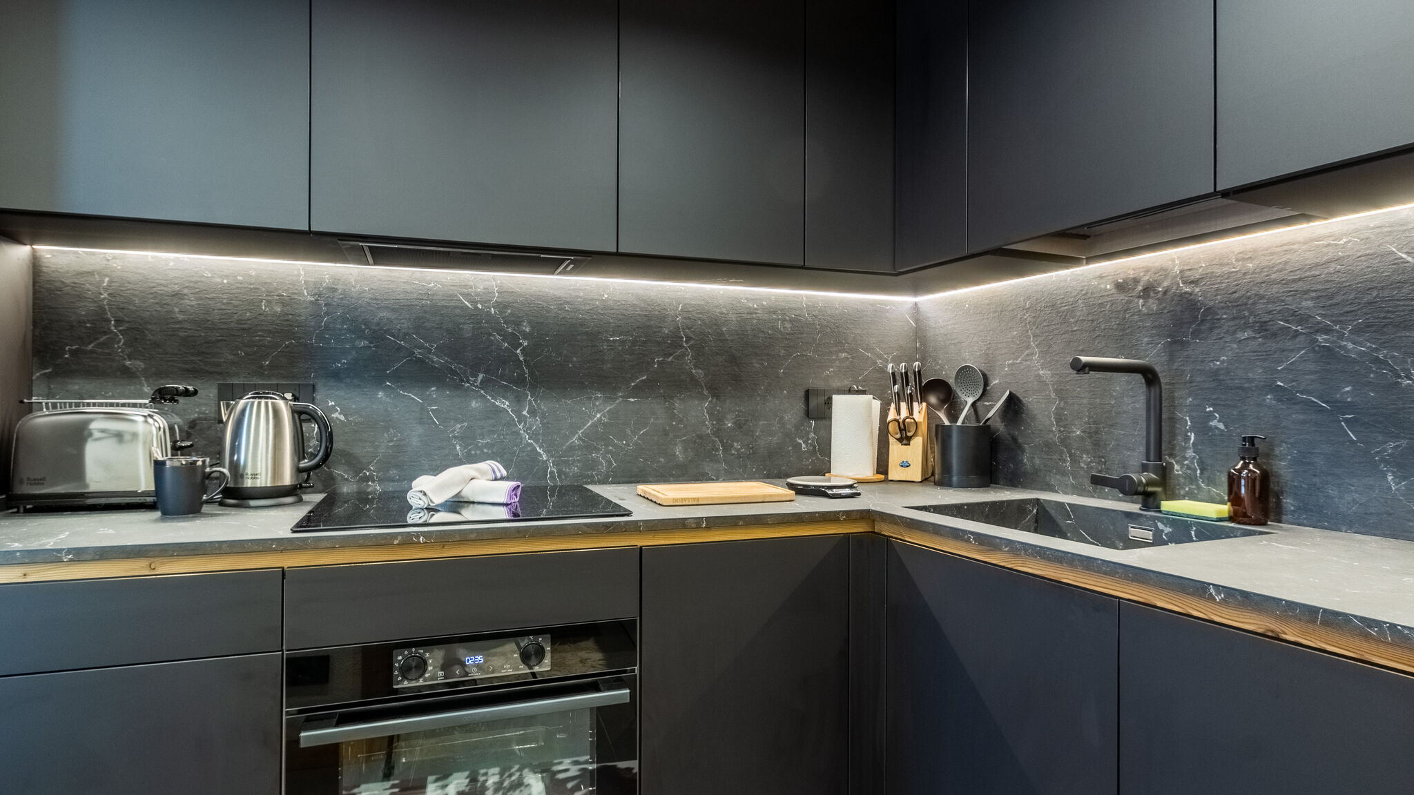 Italianway Valtournenche Petit Reins - Alpine Lodge close to Ski Return