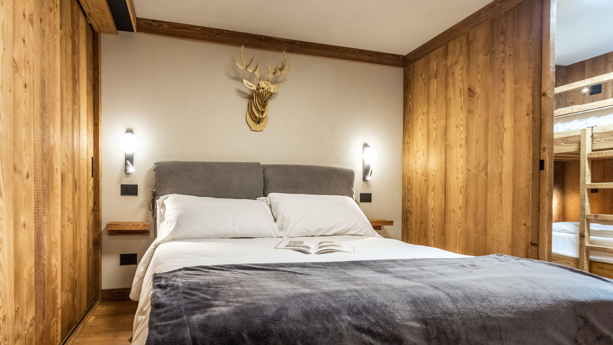 Italianway Valtournenche Petit Reins - Alpine Lodge close to Ski Return