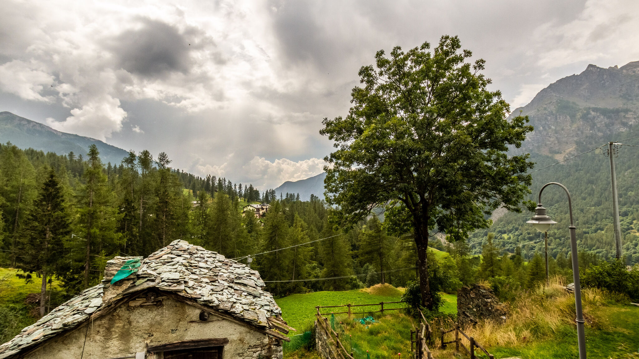 Italianway Valtournenche Petit Reins - Alpine Lodge close to Ski Return