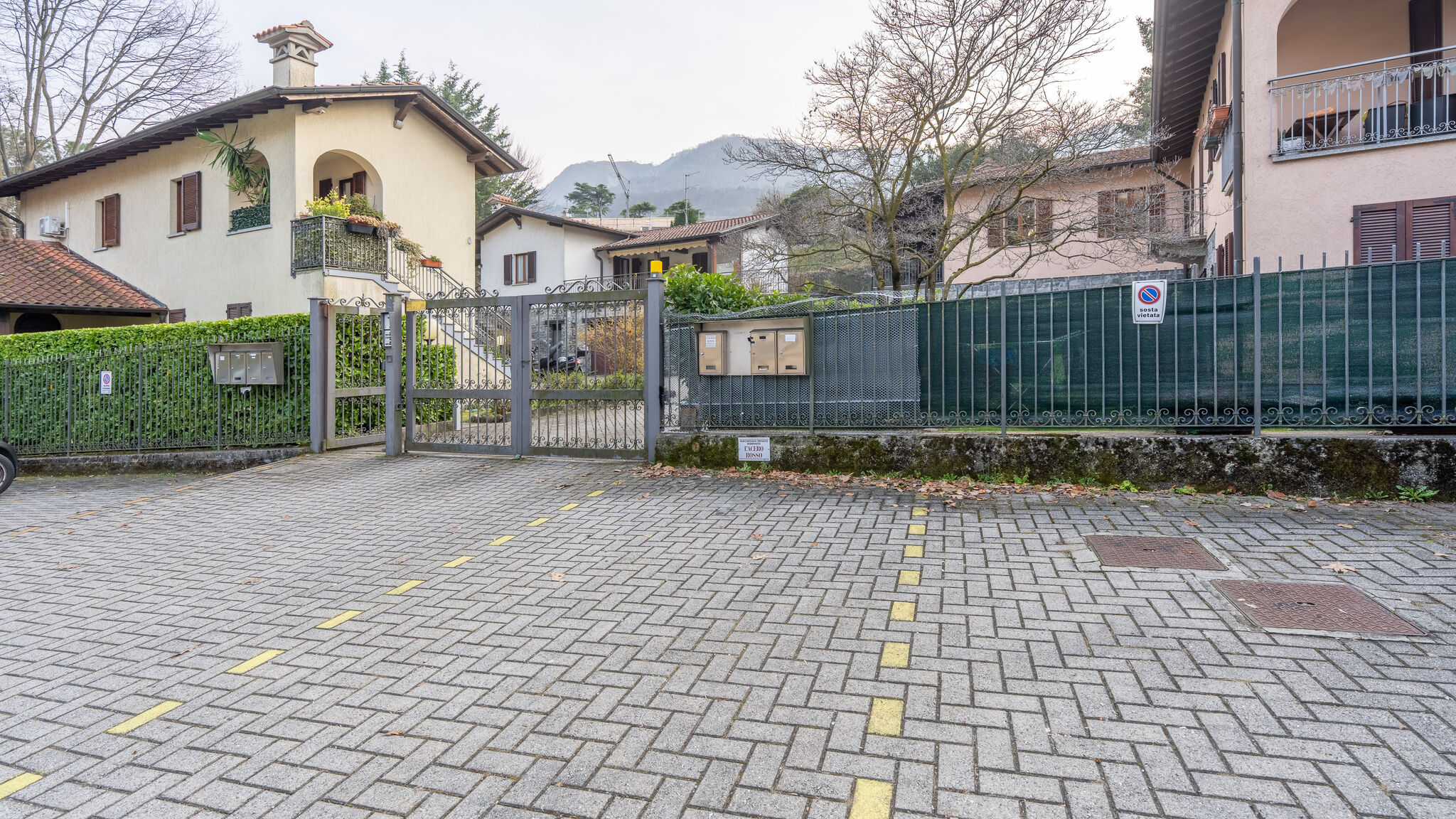 Italianway Menaggio L’Acero Rosso - Giardino privato e Box auto