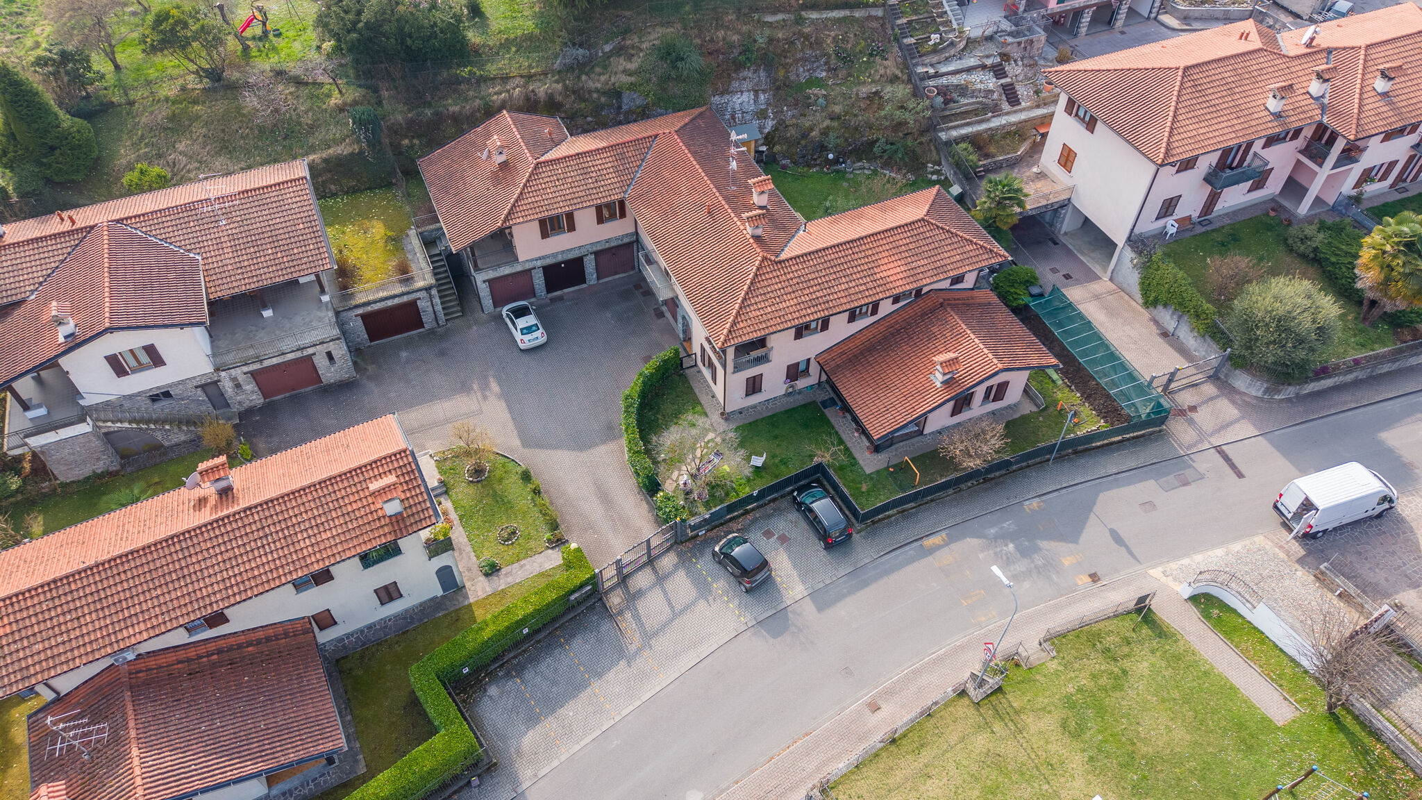 Italianway Menaggio L’Acero Rosso - Giardino privato e Box auto