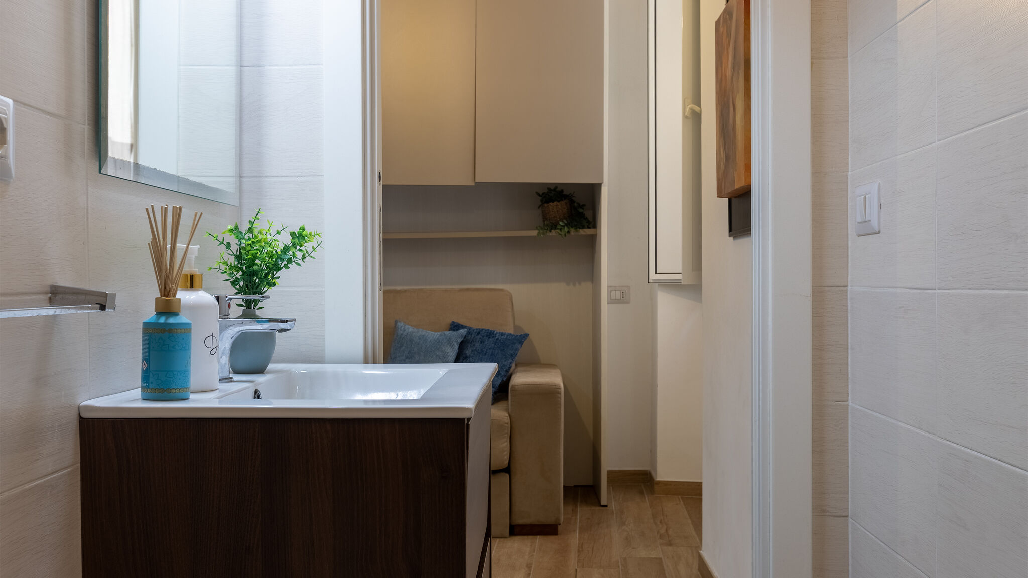 Italianway Sassari Sardinia Re - Arcivescovado 9 - Room 1