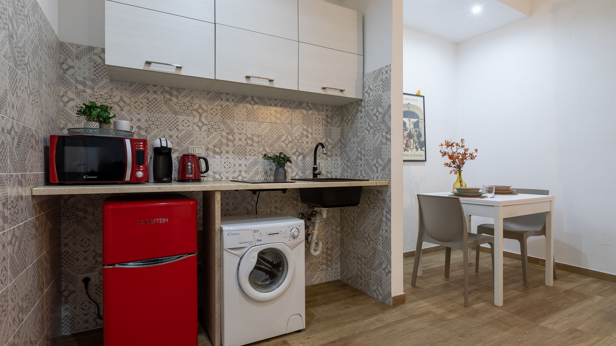 Italianway Sassari Sardinia Re - Arcivescovado 9 - Room 1