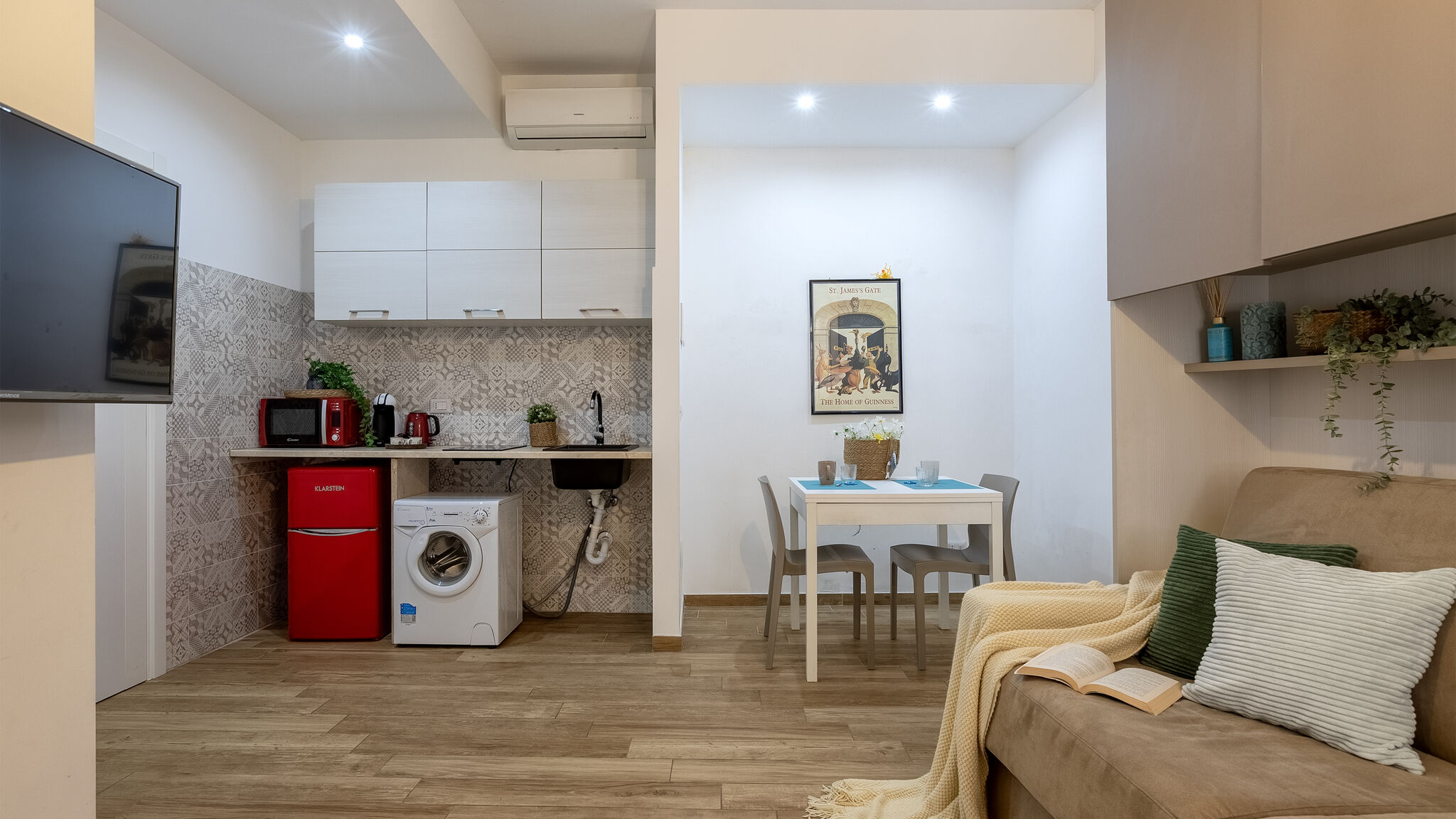 Italianway Sassari Sardinia Re - Arcivescovado 9 - Room 2