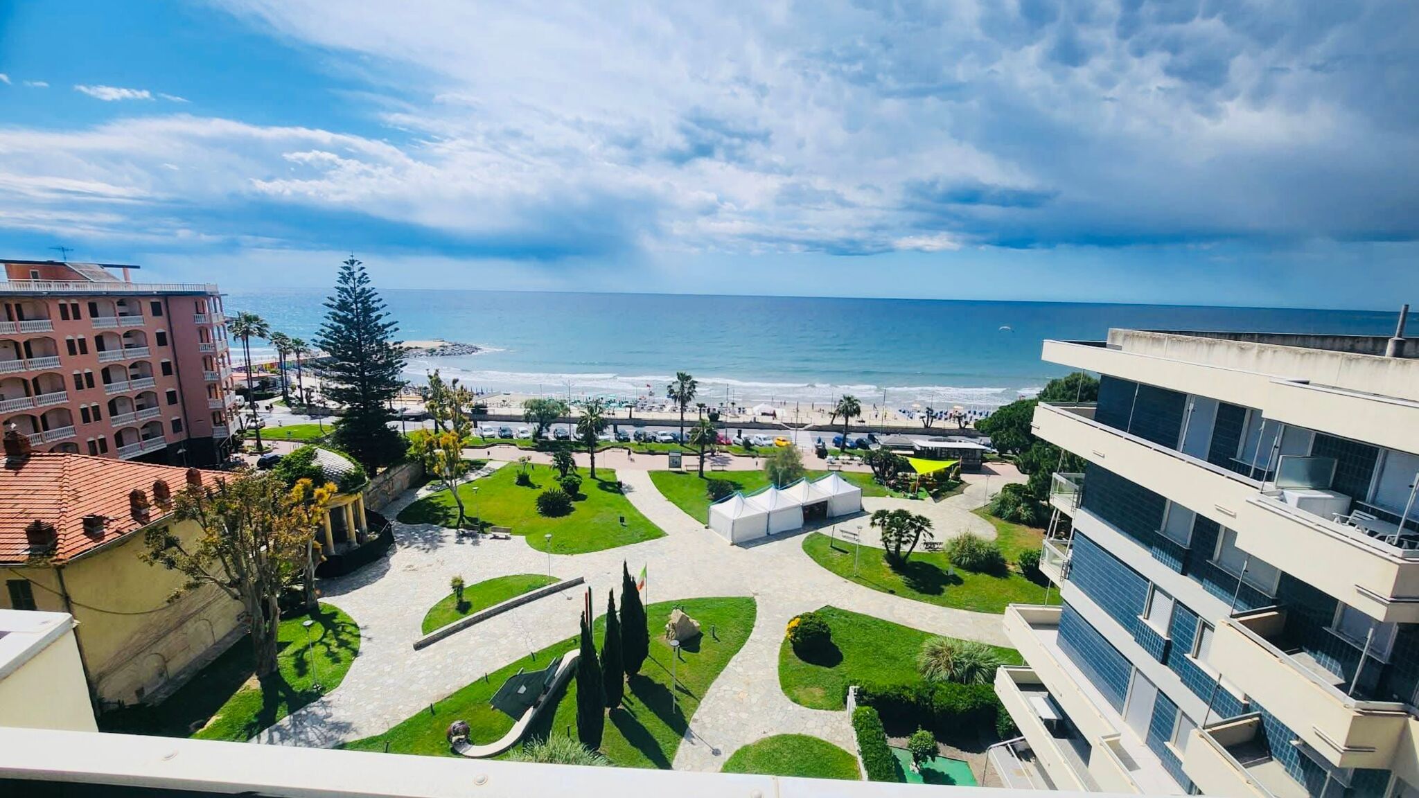 Italianway Andora Fronte Mare in Centro con terrazza privata