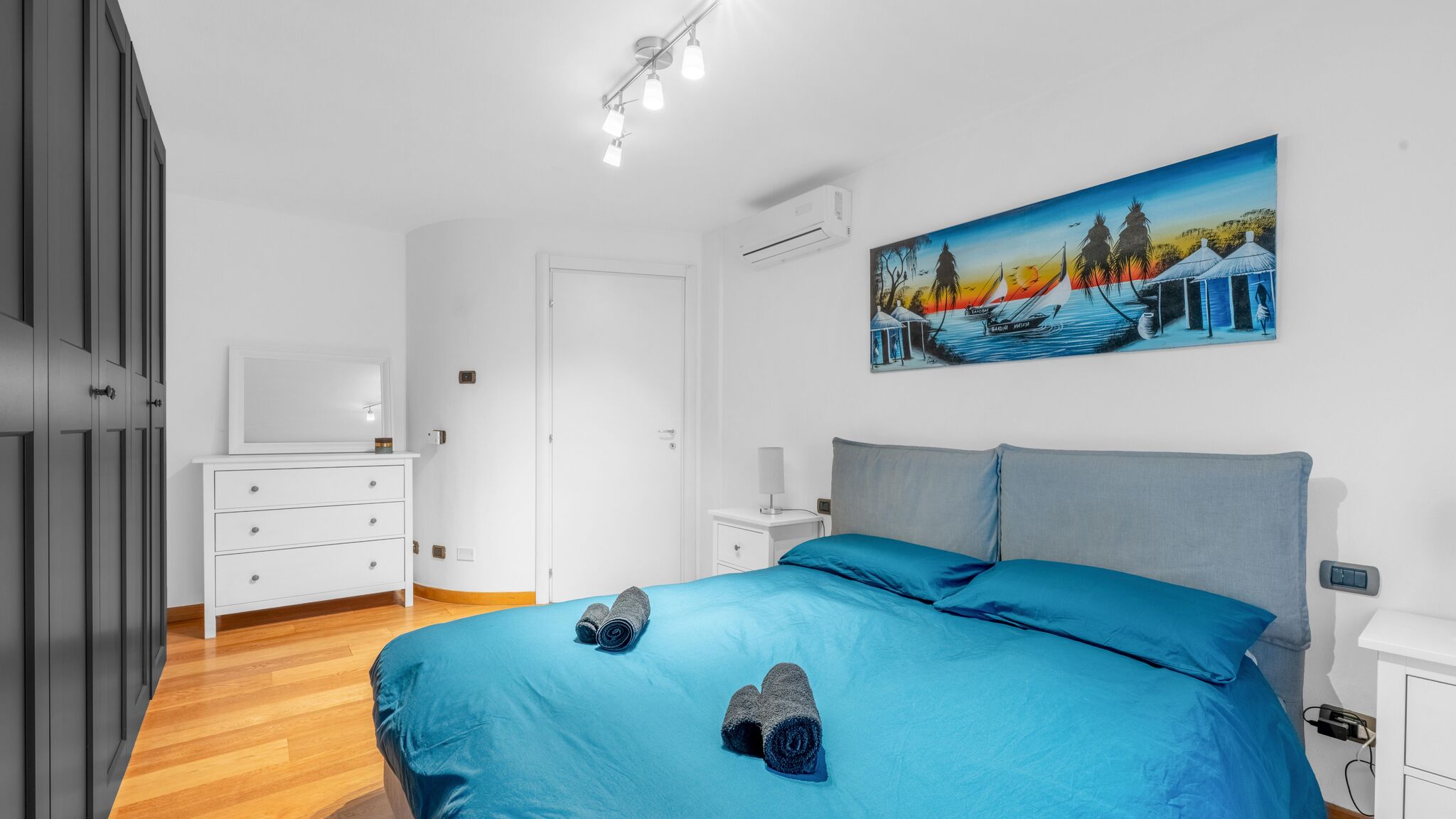 Italianway Rho Milano-Rho Fiera Exclusive stay private parking