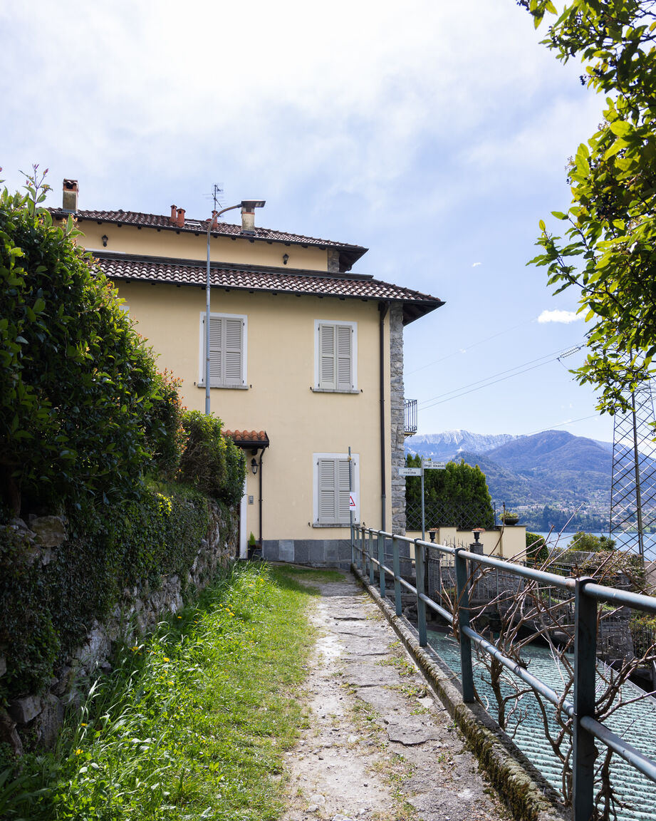 Italianway Varenna Casa Rosa - hidden Garden with lake view