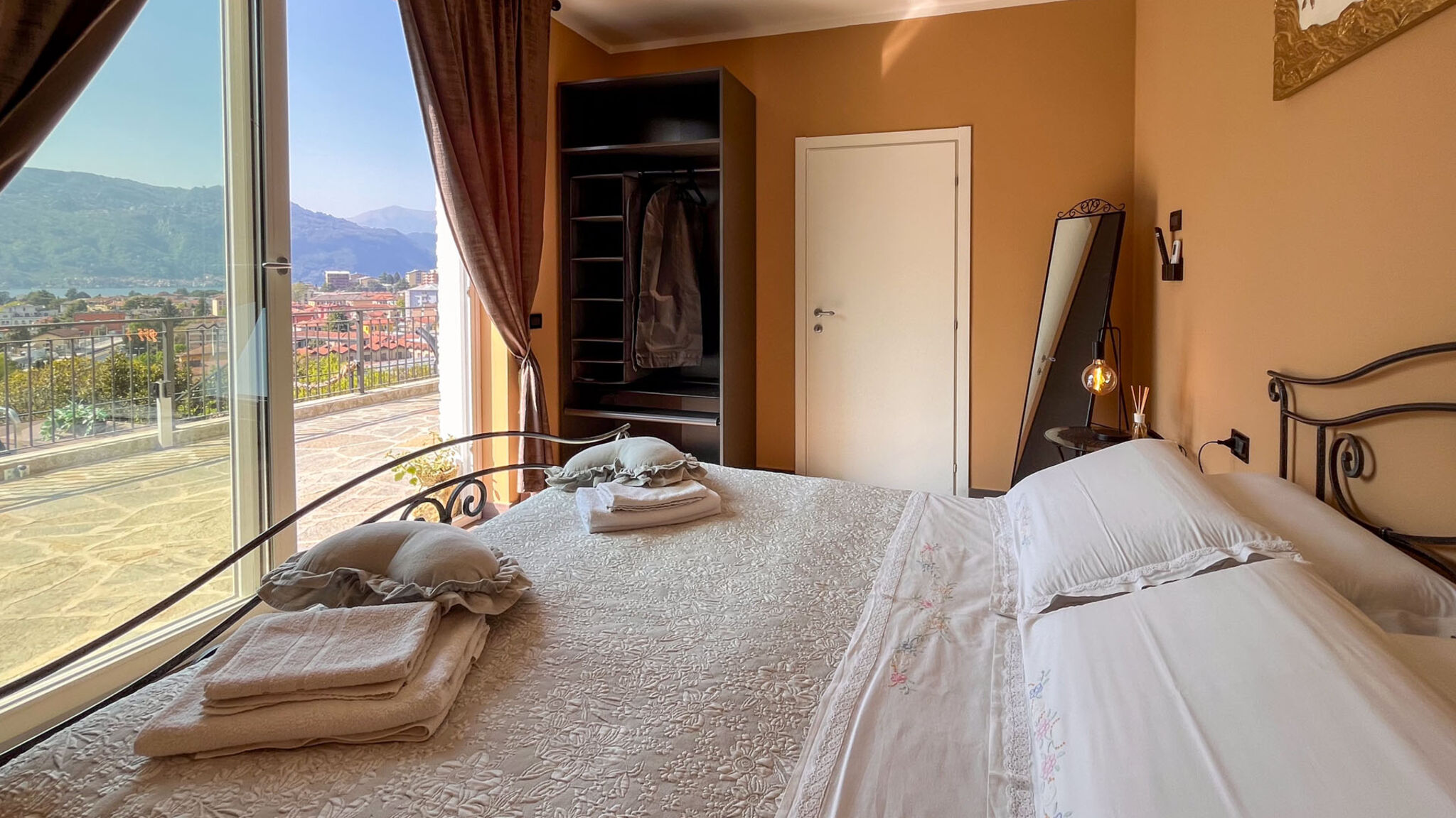 Varenna Lake Como Experience Mandello del Lario Villa Lenis - Panoramic Pool
