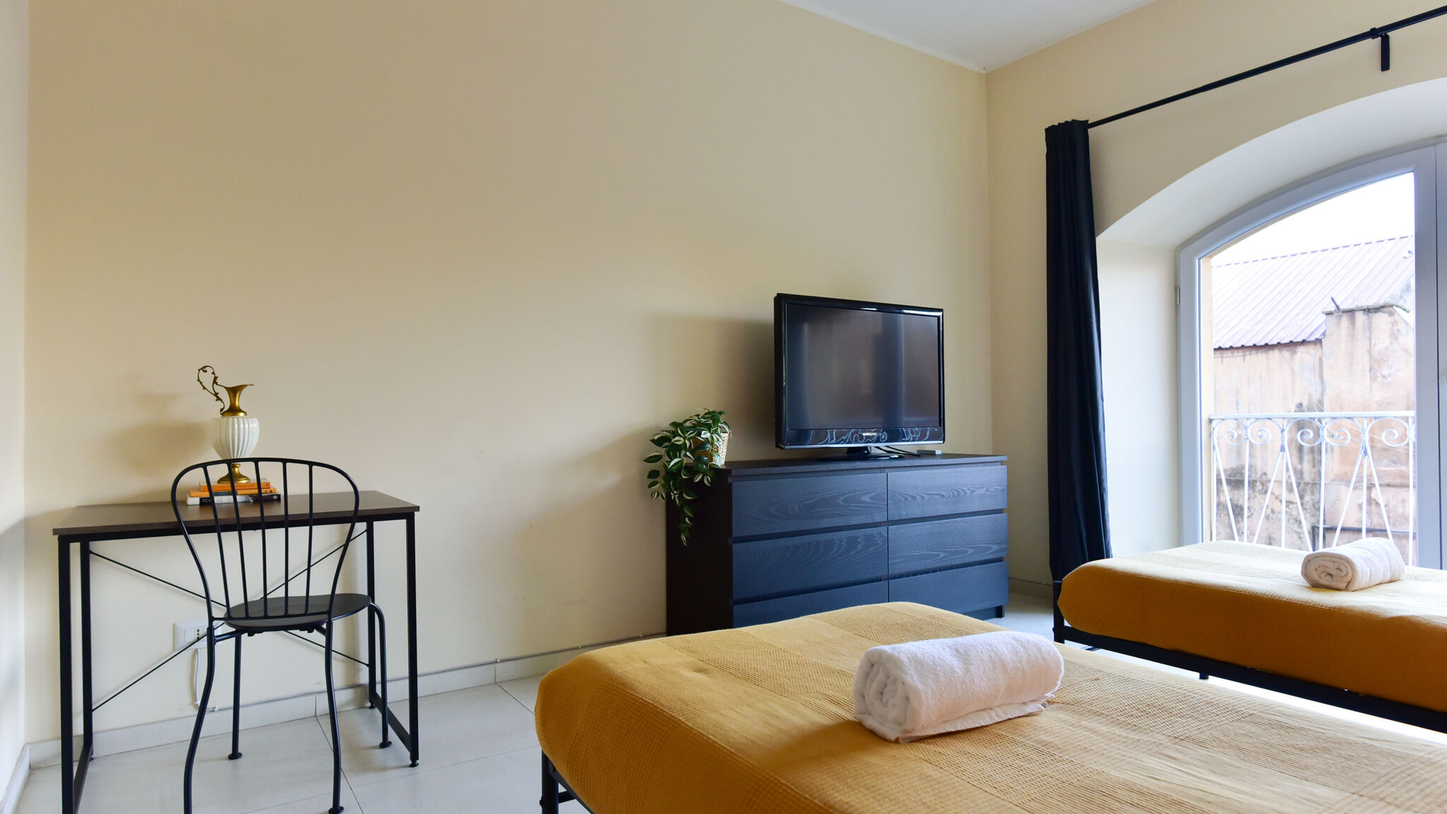 Italianway Roma 4BNB - Spacious Retreat by Colosseo