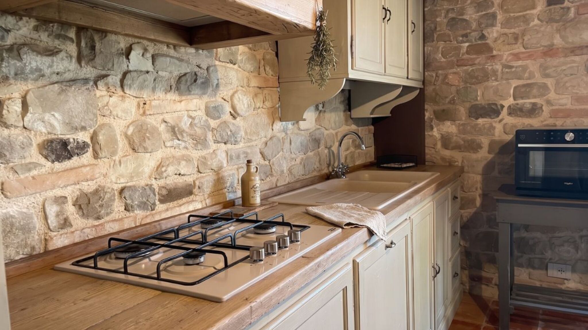 Italianway Verucchio La chesa de Prit - Vista Valmarecchia + giardino 