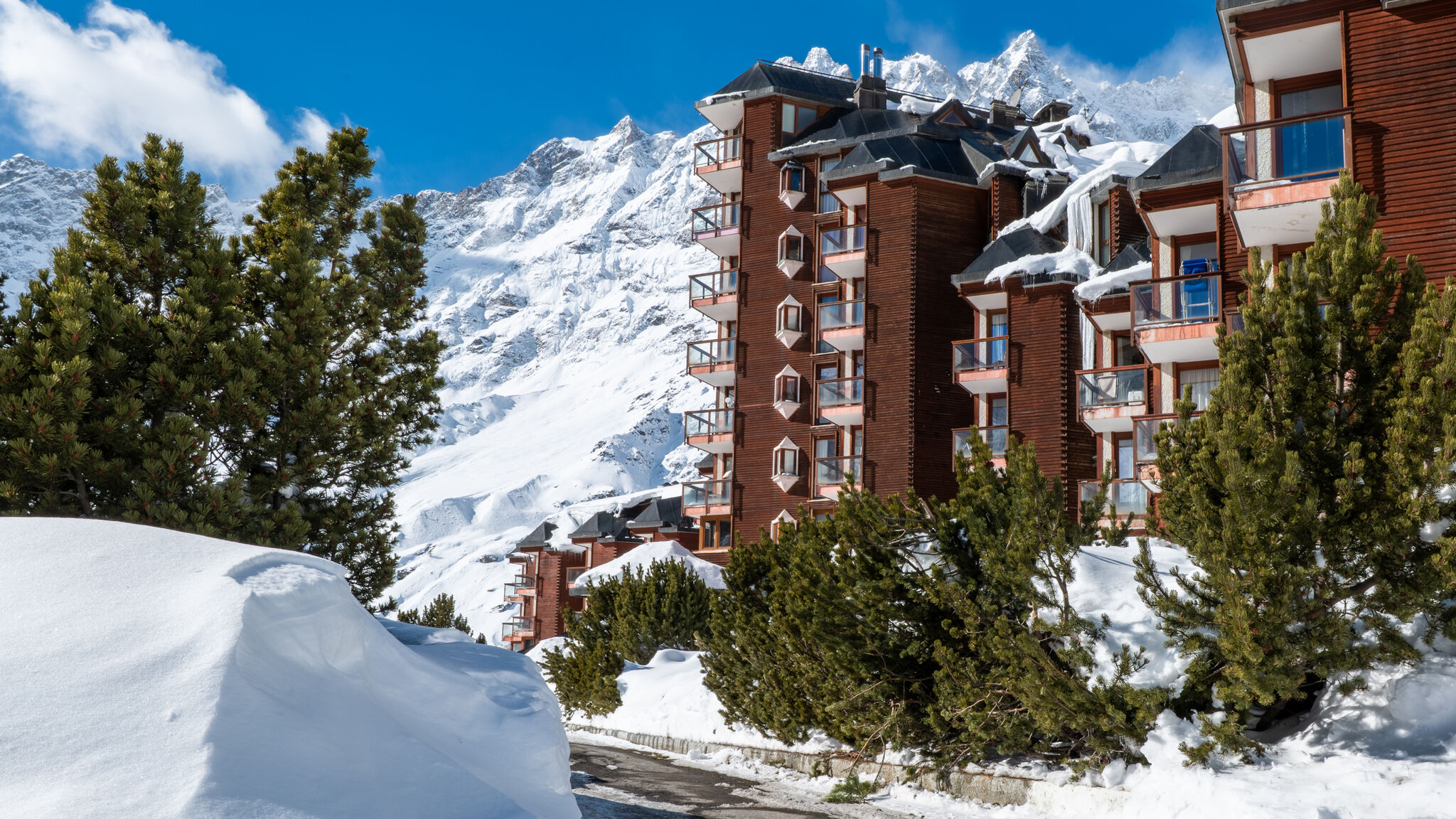Italianway Valtournenche Cervino Lodge Ski-in Ski-out 