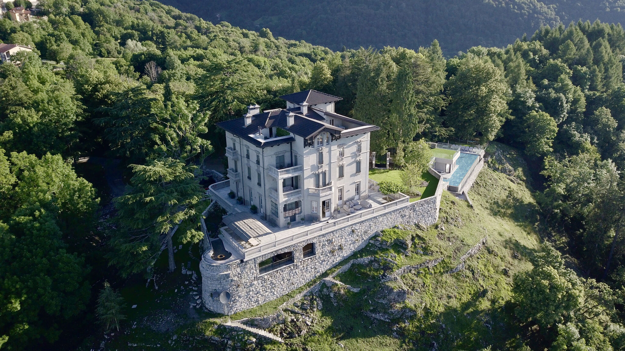 Italianway Pigra Villa Seraphine by Elite Villas