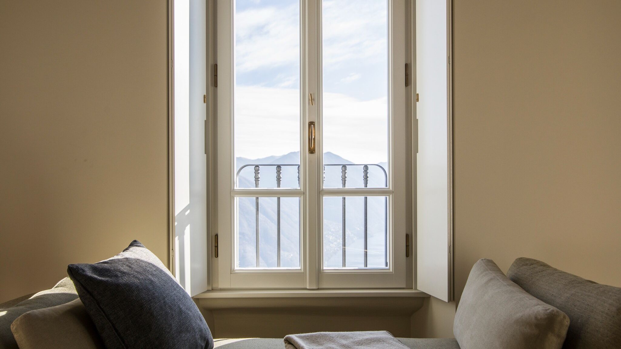 Italianway Pigra Villa Seraphine by Elite Villas
