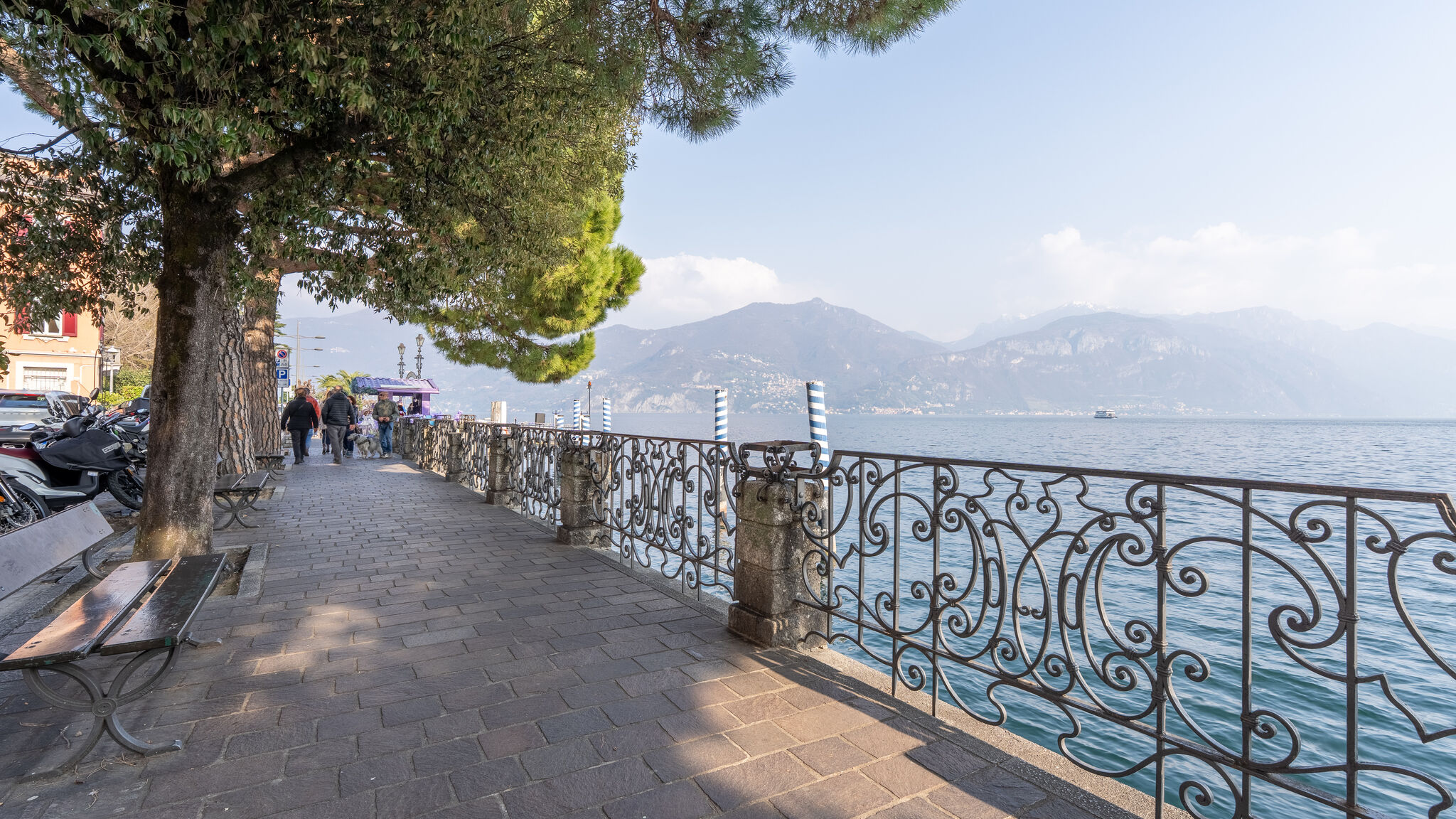 Italianway Menaggio China House - Historic Apt in Central Menaggio