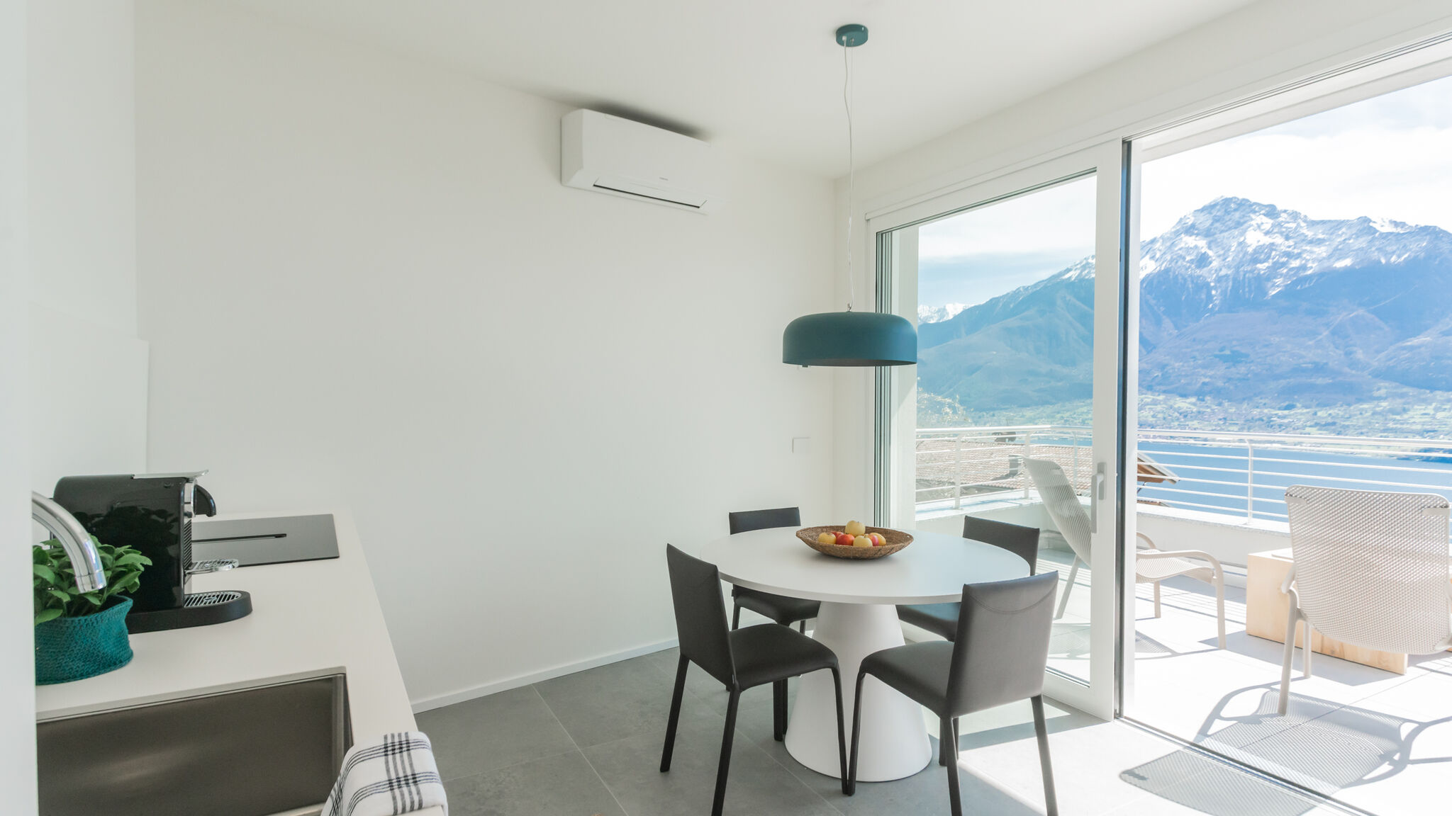 Italianway Vercana Valarin Menaggio, Luxury Apartment & Wellness