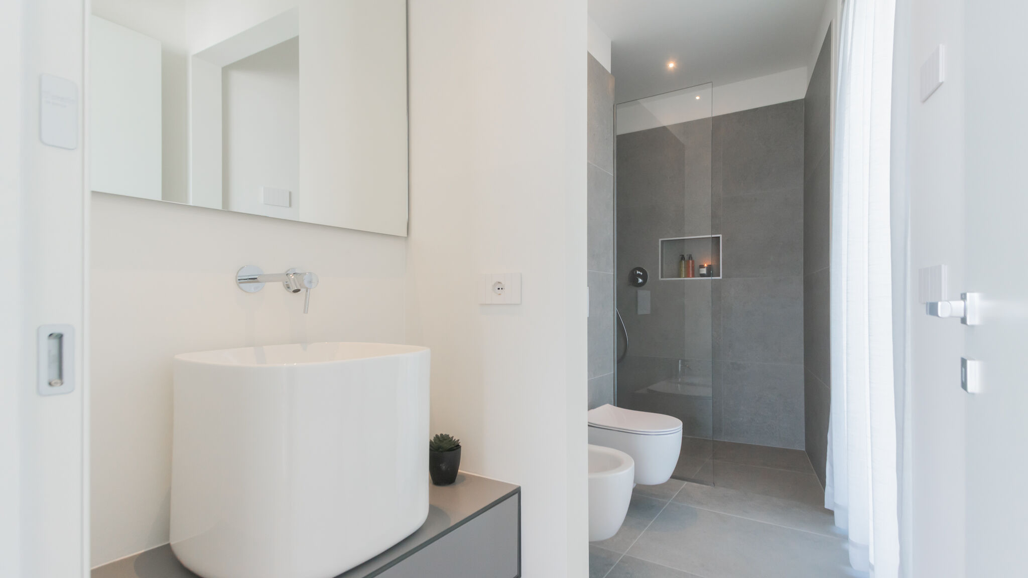 Italianway Vercana Valarin Varenna, Luxury Apartment & Wellness