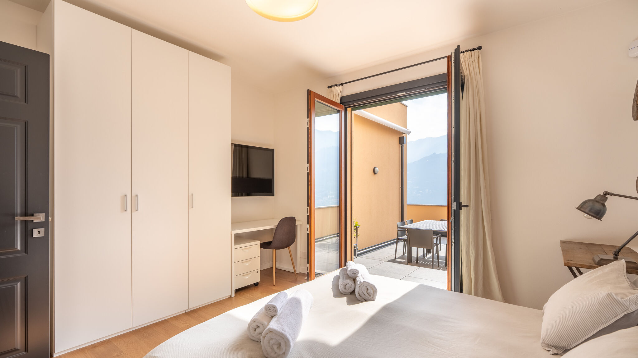 Italianway Carate Urio Lake Como View 3BR | Regina 35