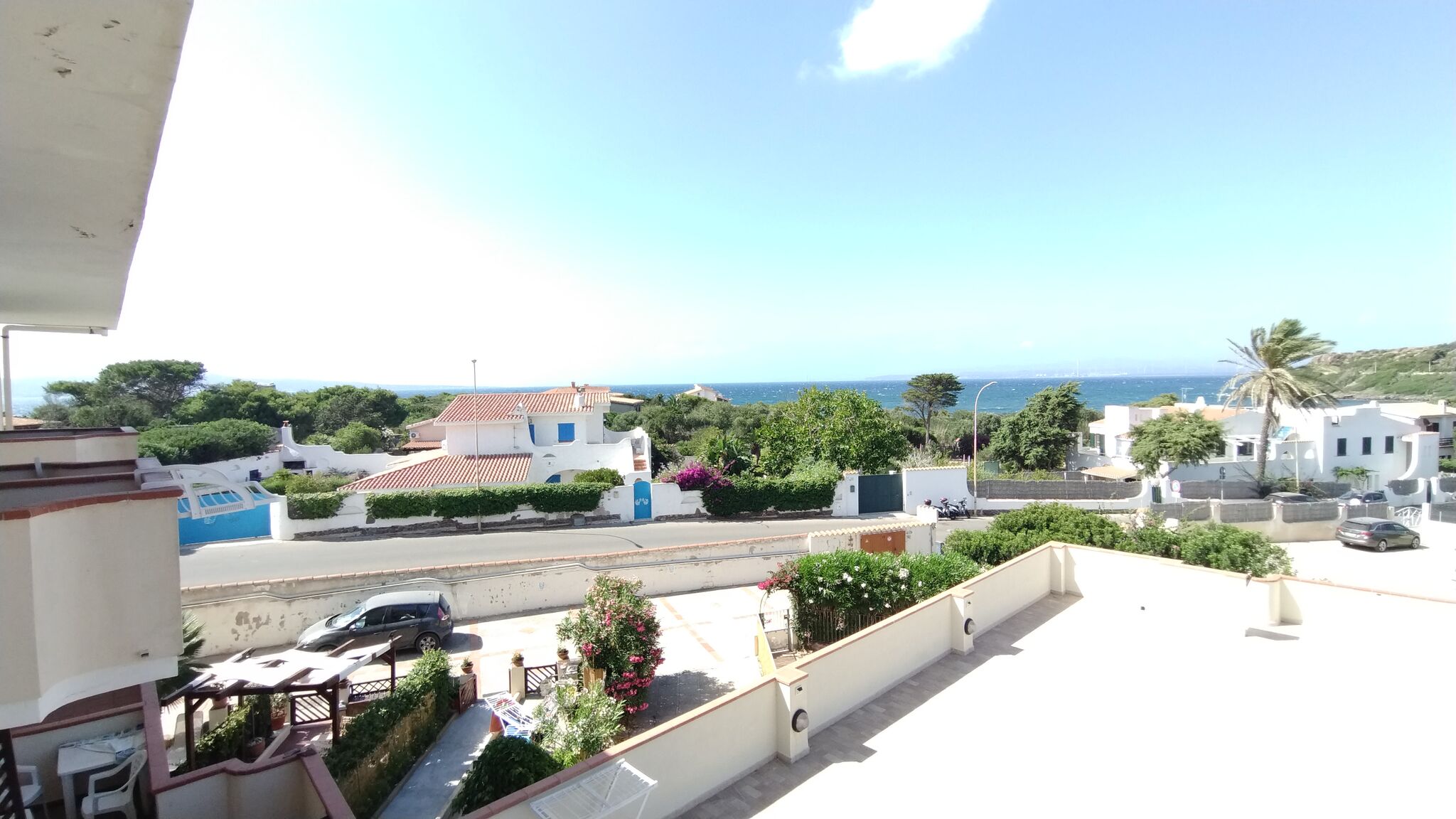 Italianway Calasetta Spartan apartment - a stone's throw from the sea