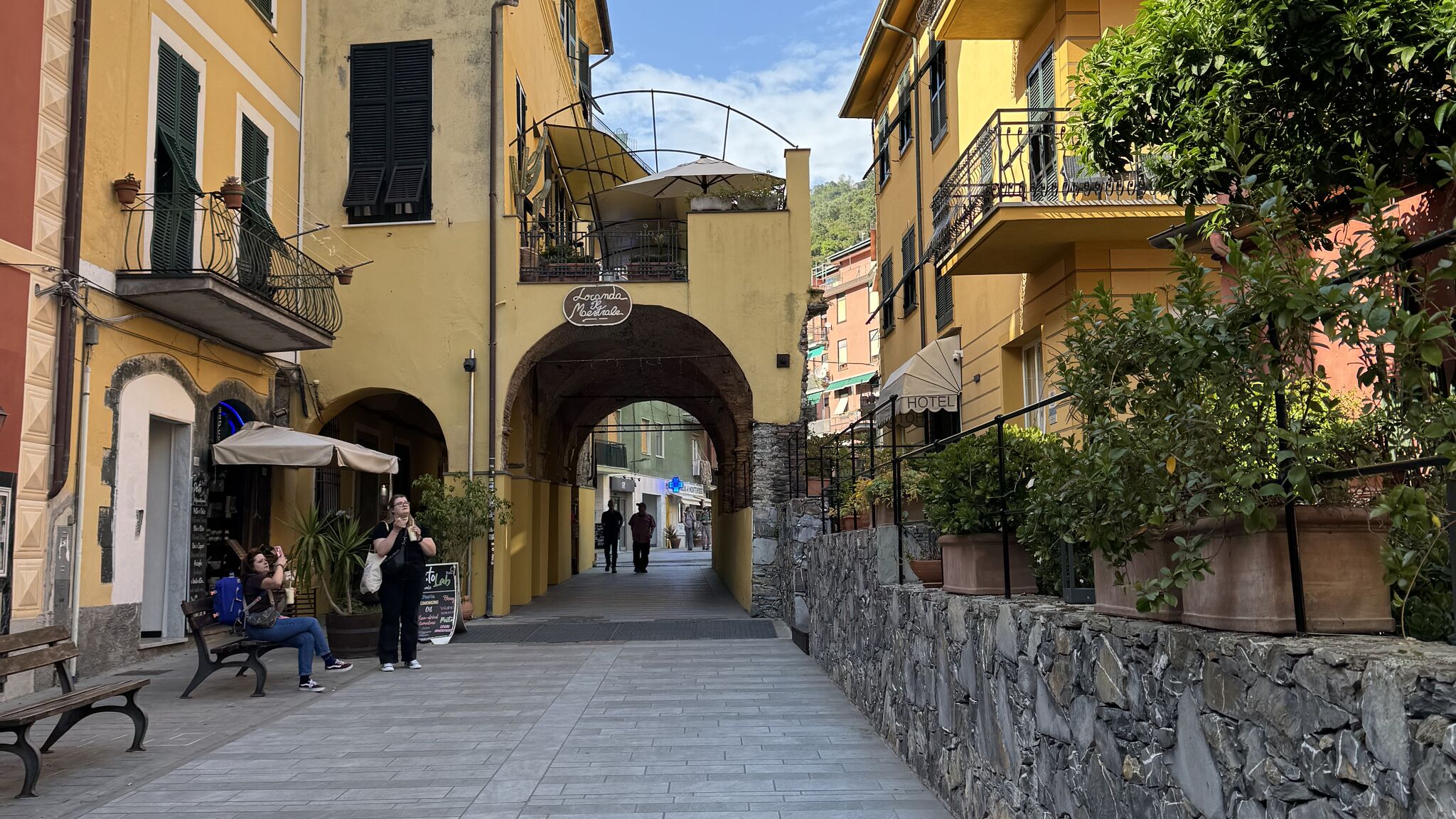 Italianway Monterosso al Mare Calaqui in the centre near the beach