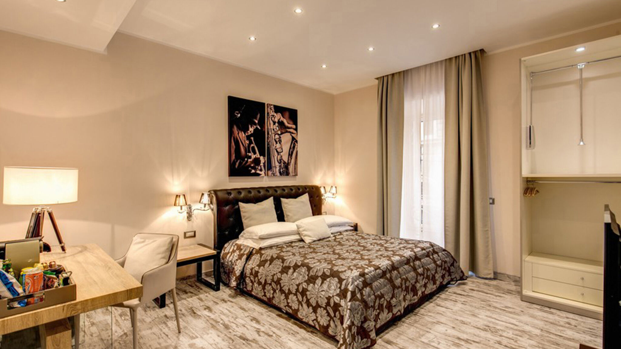 Italianway Roma Colonna 18 room 1 by Ghor