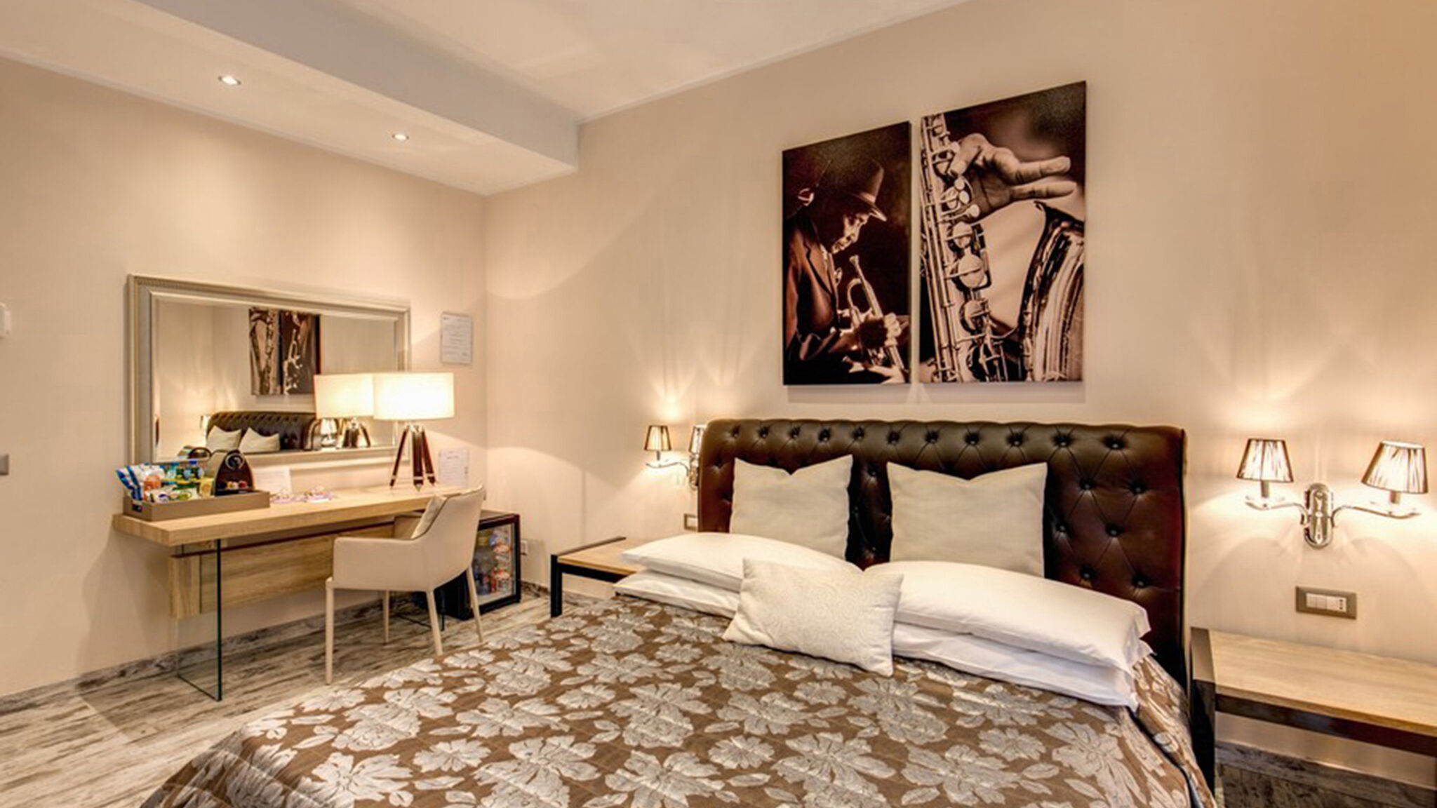 Italianway Roma Colonna 18 room 1 by Ghor