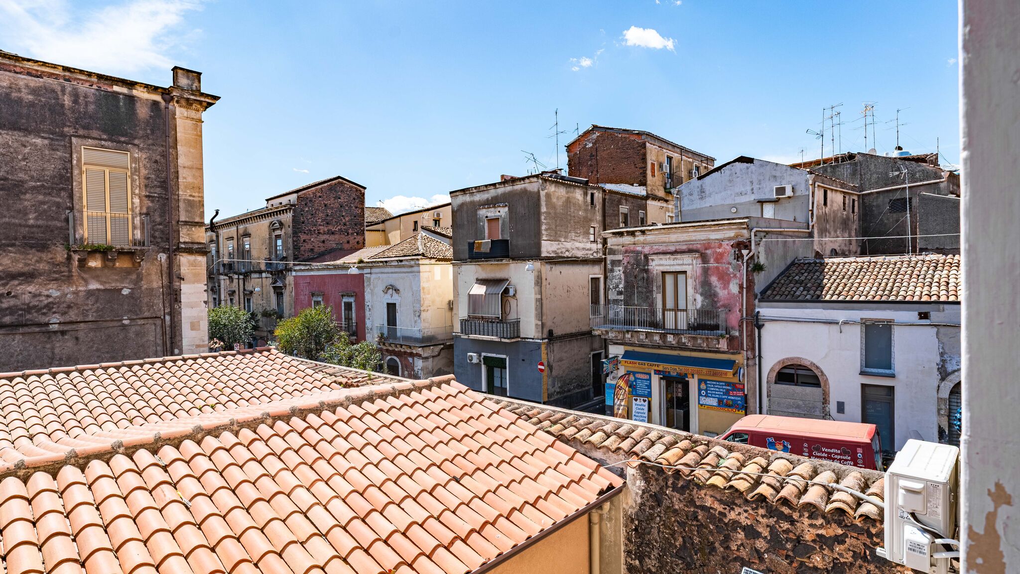 Italianway Catania Lava & Design City Center by Harmony House