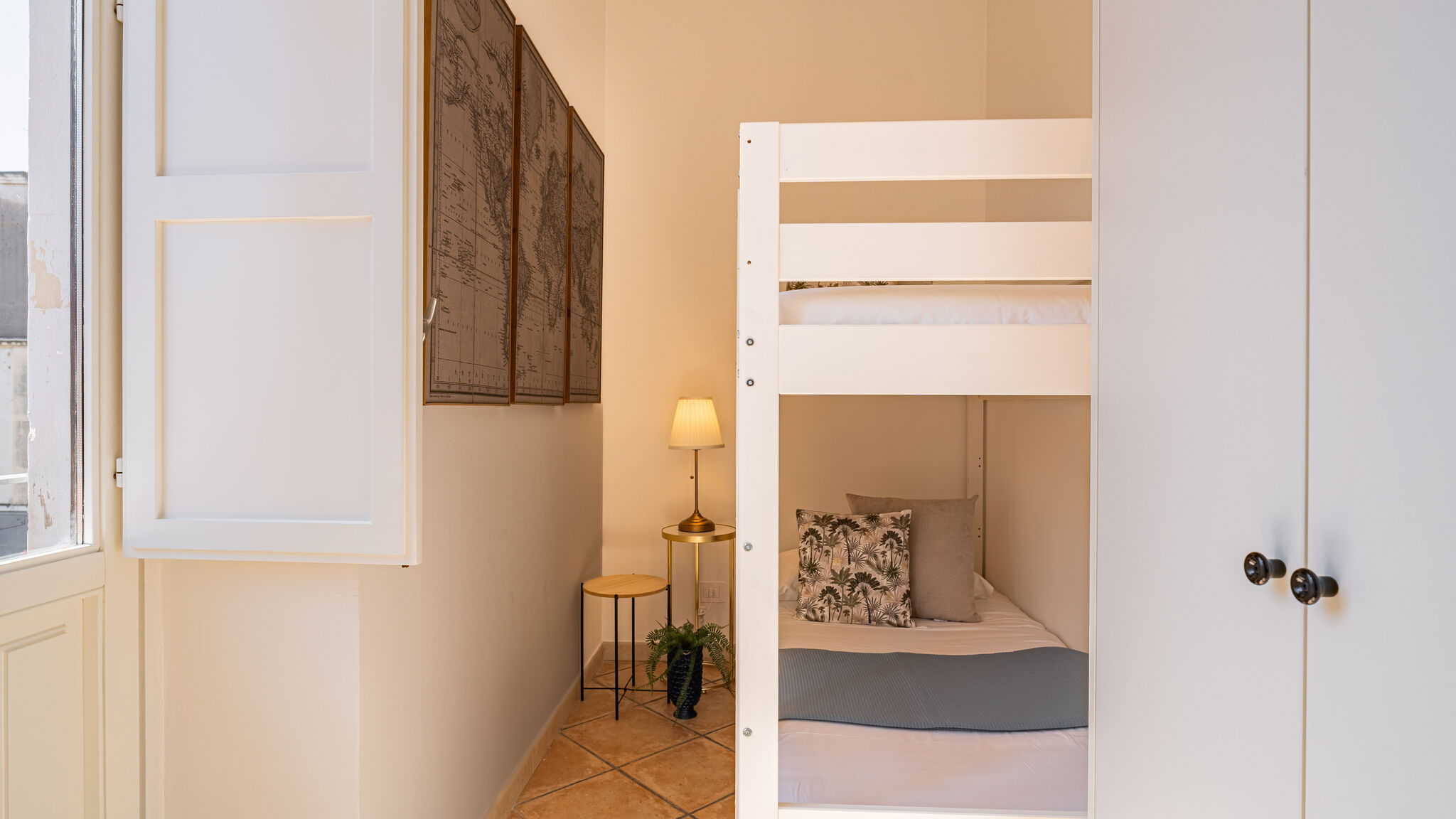 Italianway Catania Lava & Design City Center by Harmony House