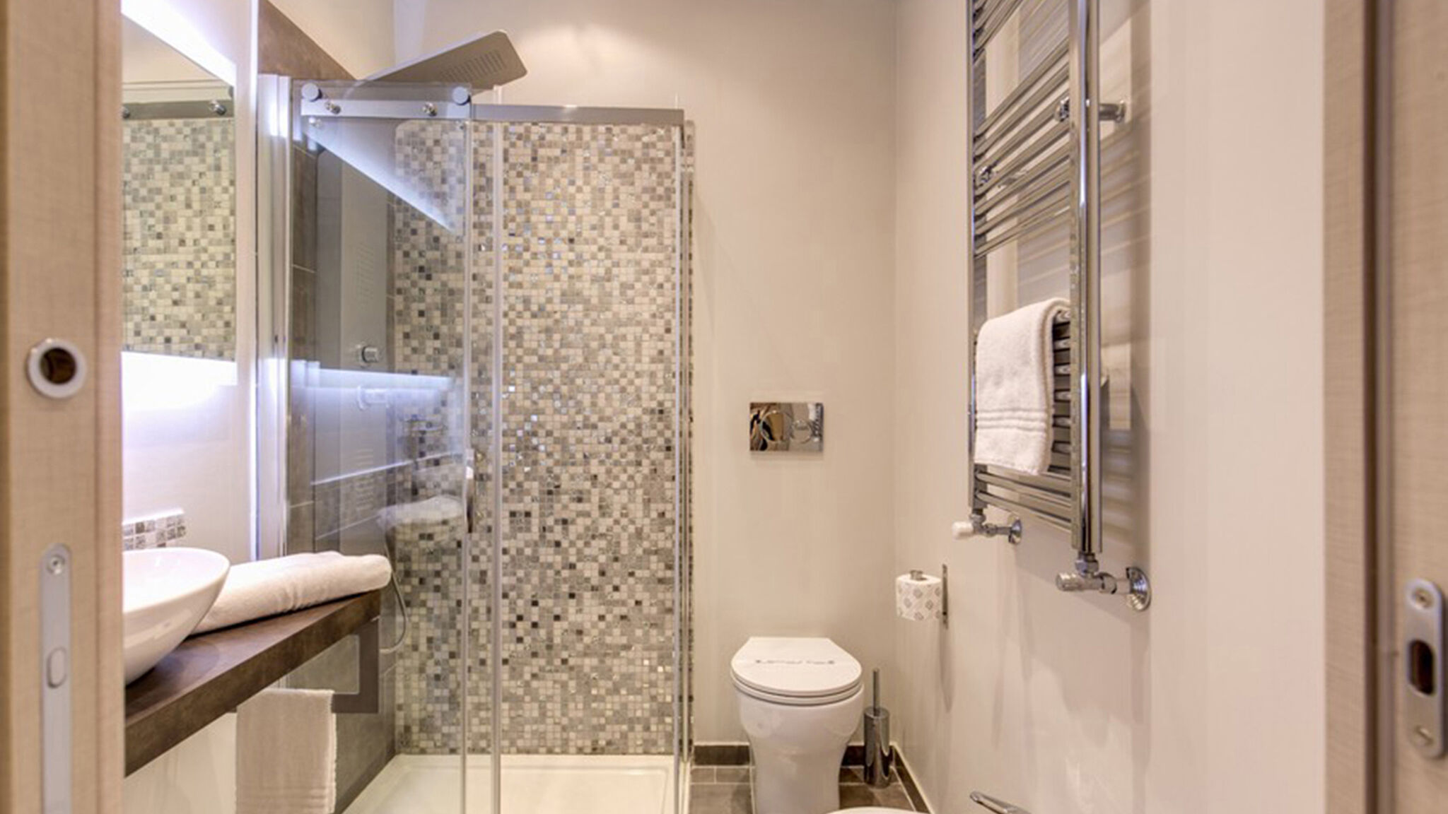 Italianway Roma Colonna 18 room 3 by Ghor