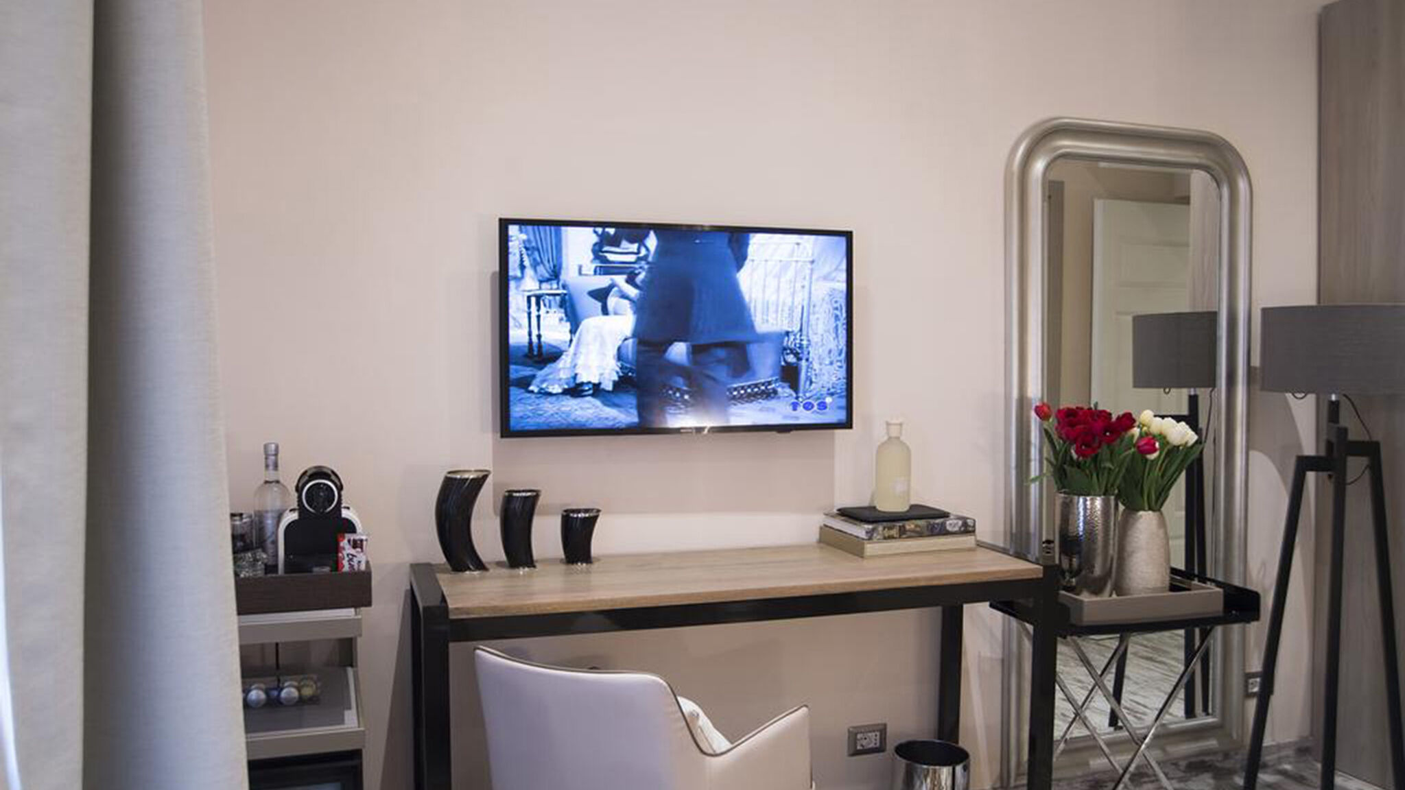 Italianway Roma Colonna 18 room 3 by Ghor