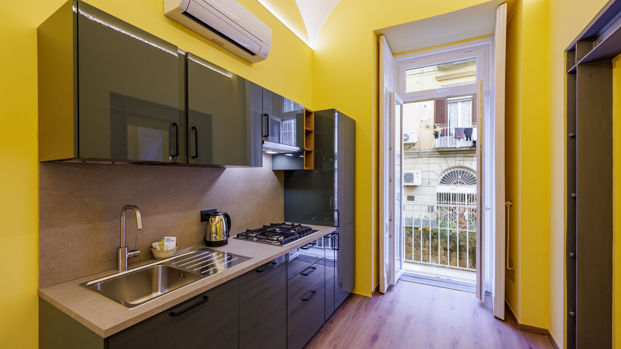 Italianway Napoli Satriano Atelier Home