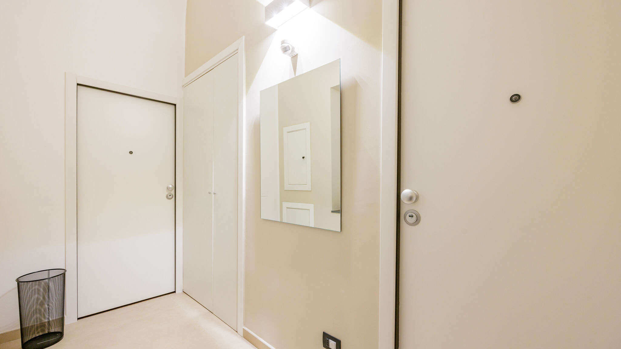 Italianway Napoli Satriano Atelier Home