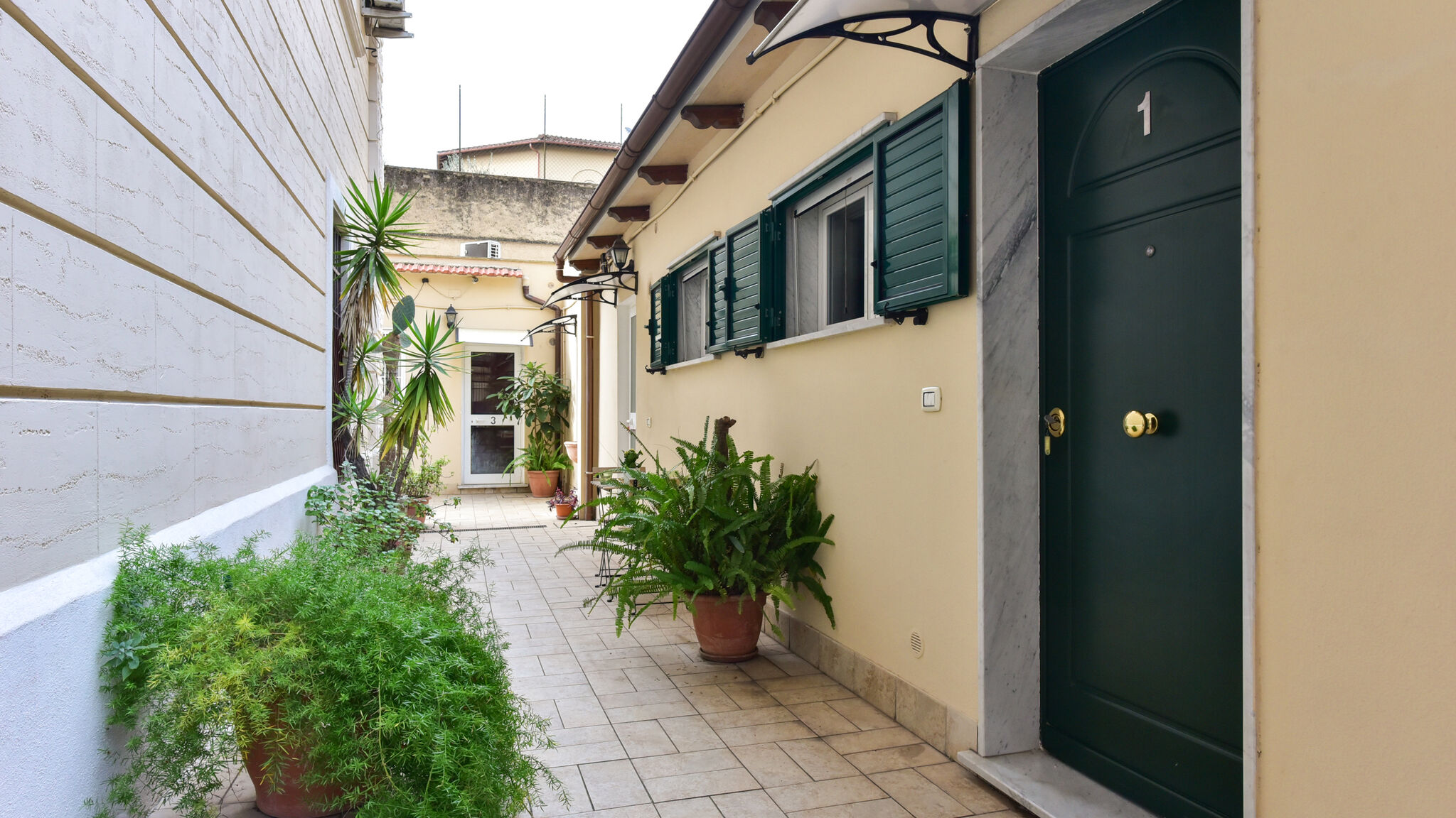 Italianway Roma 4BNB - Villa Statilia - 1