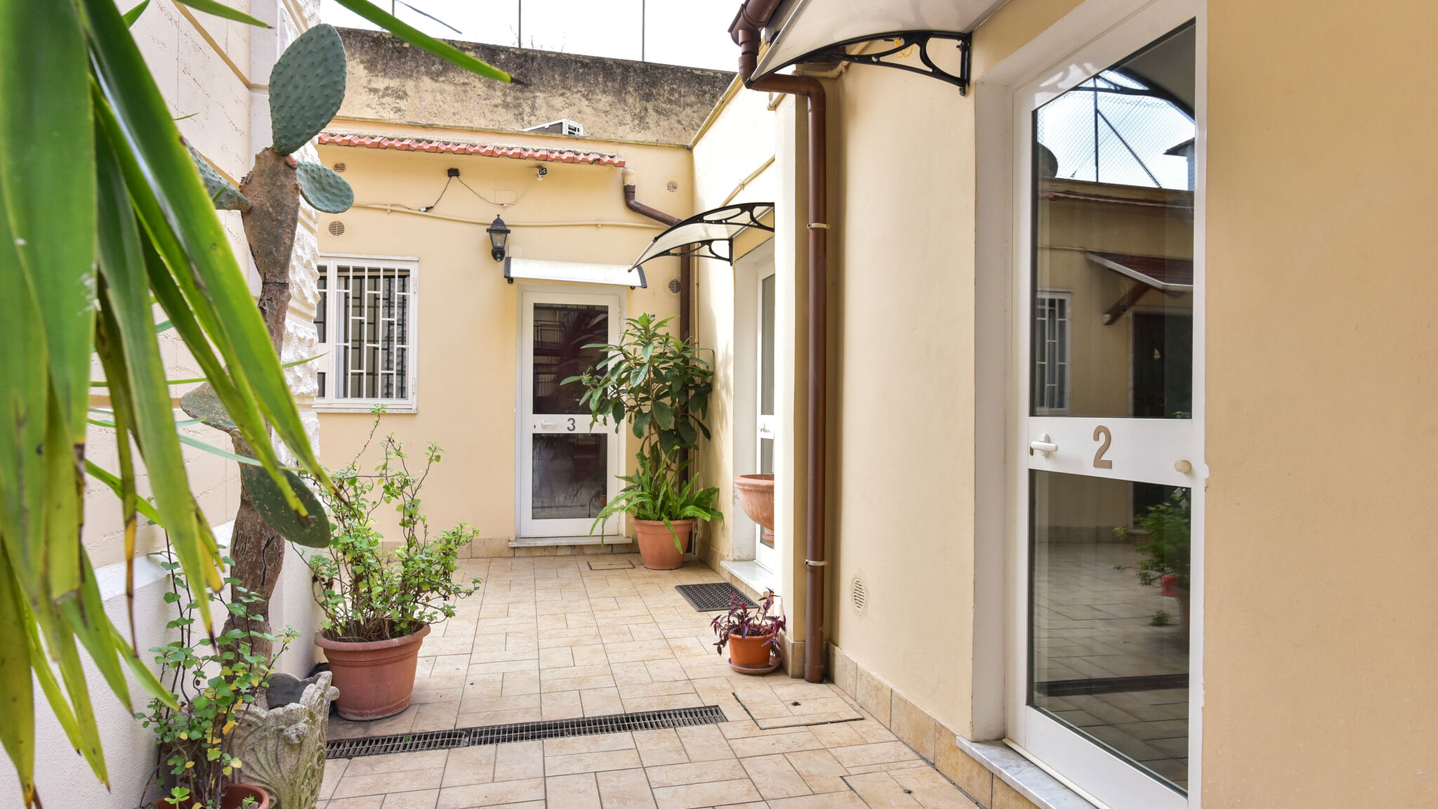 Italianway Roma 4BNB - Villa Statilia - 2