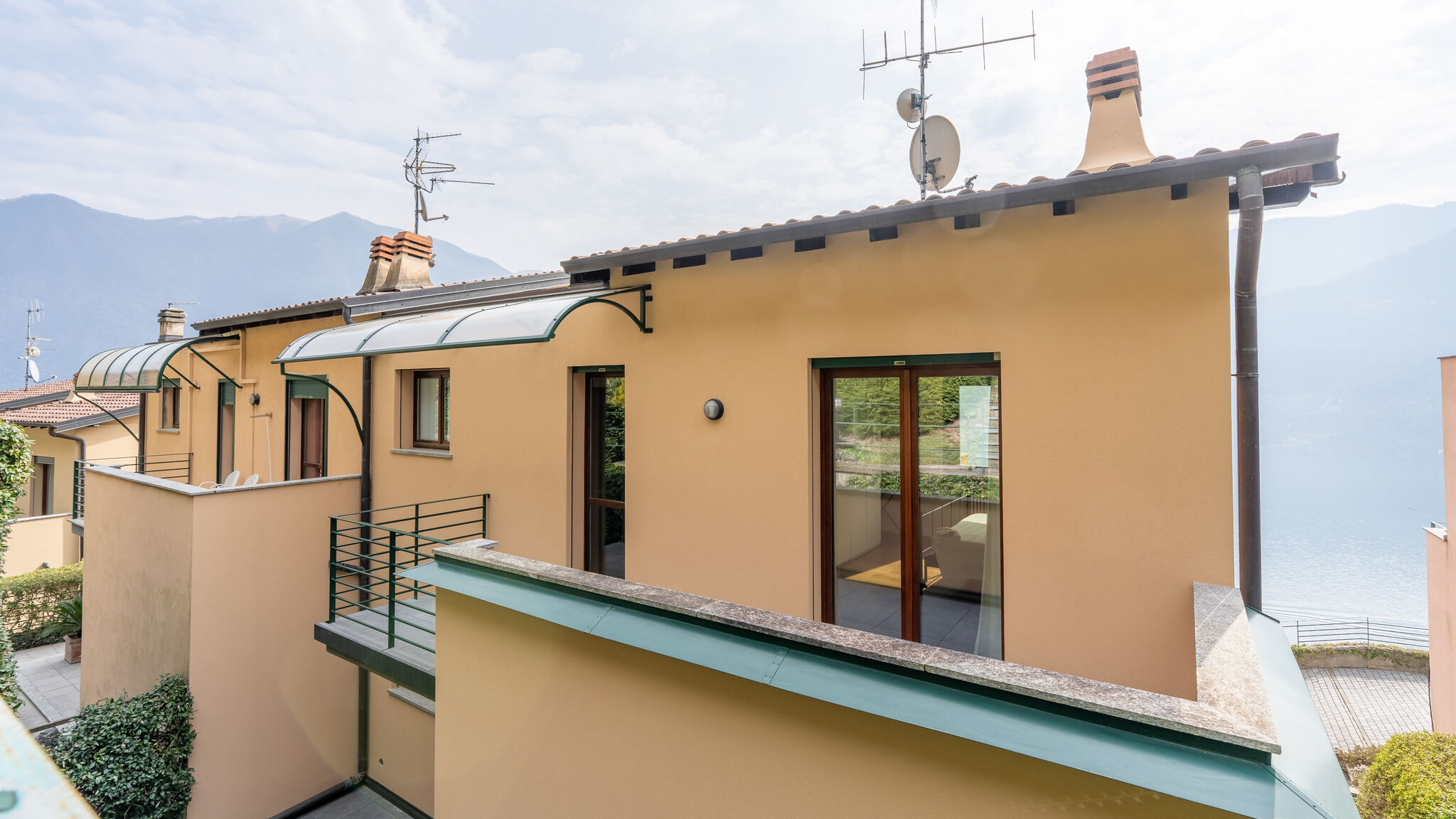 Italianway Carate Urio Lake Como View 3BR | Regina 35