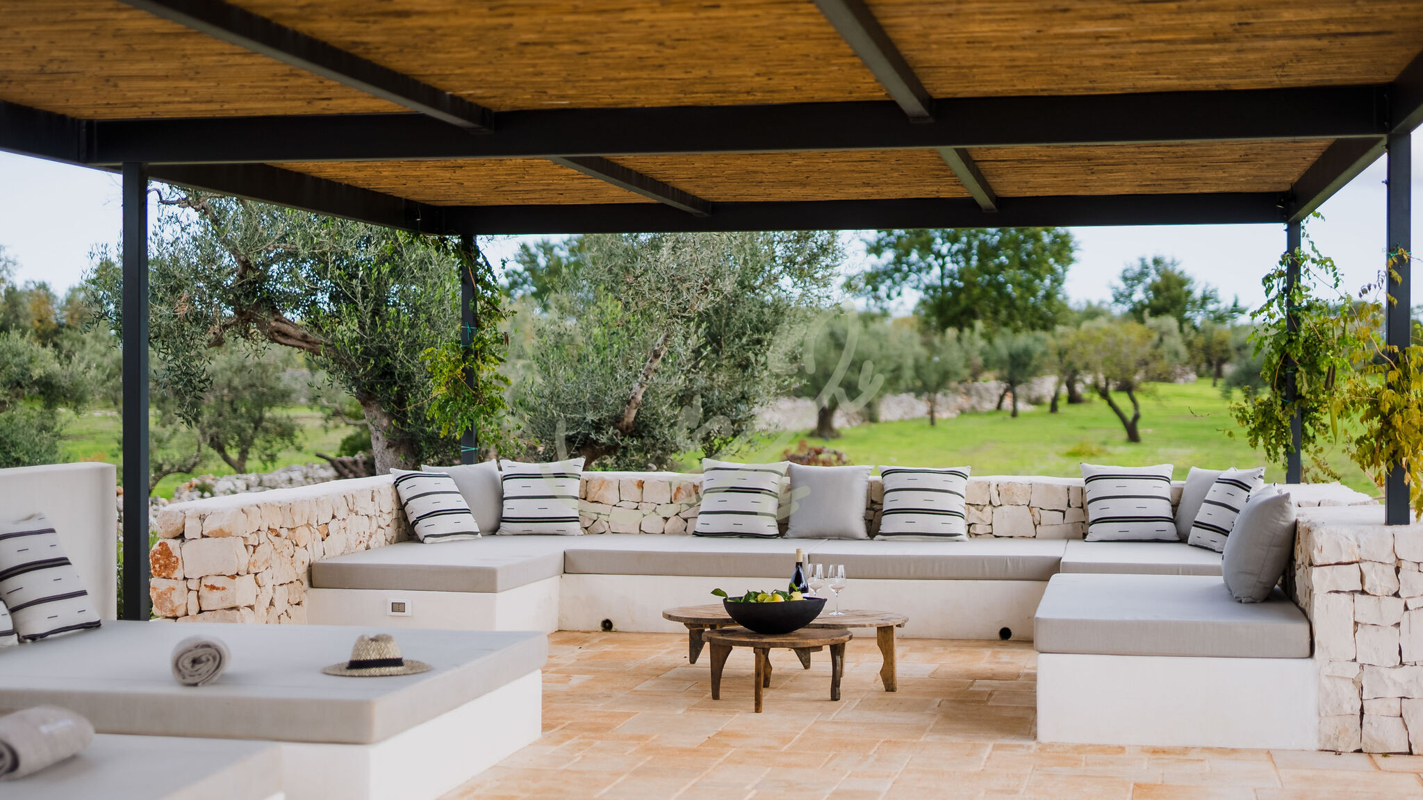 Italianway Ostuni TD Trullo YuMe Whispering Olive Grove