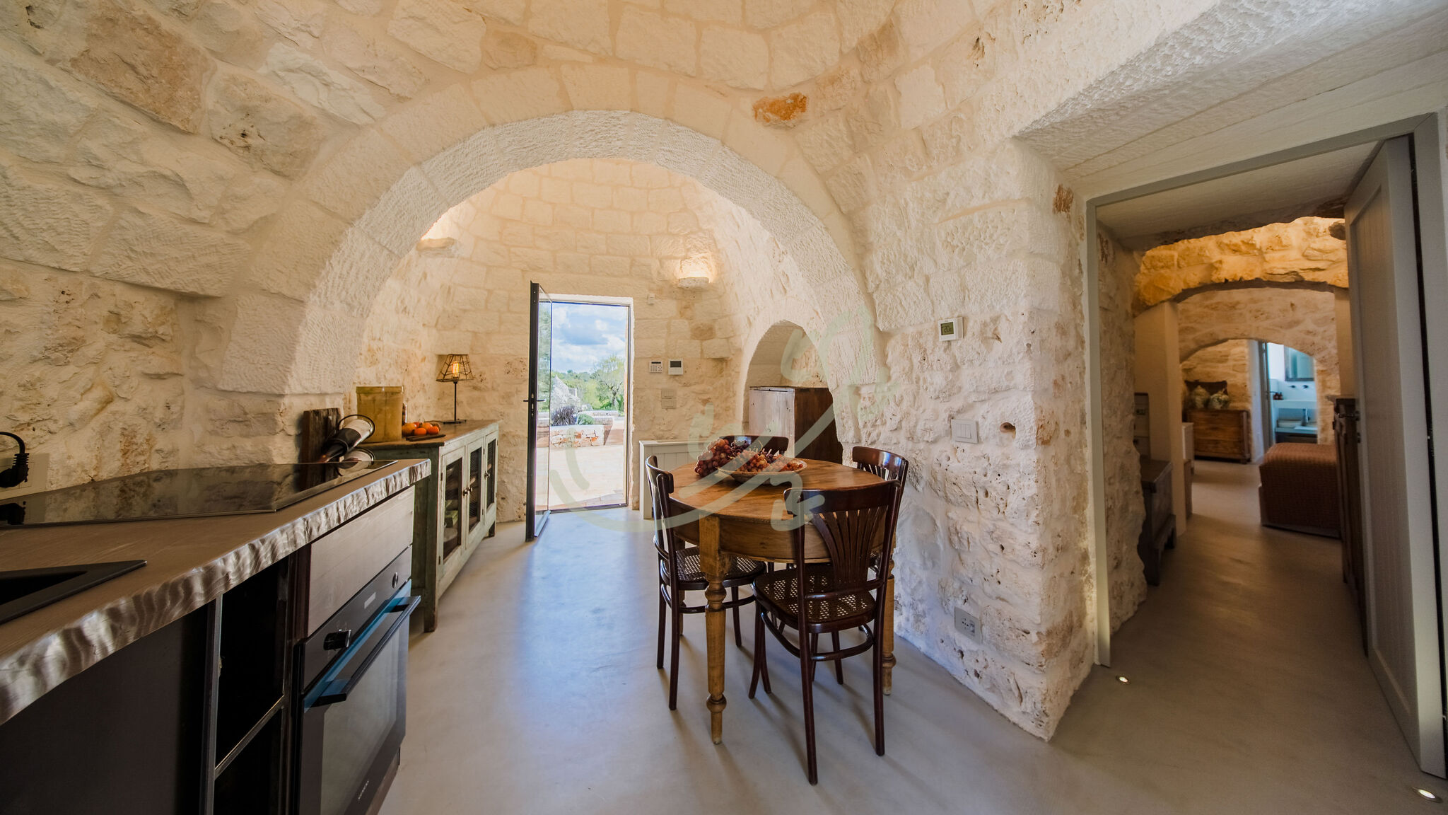 Italianway Ostuni TD Trullo YuMe Whispering Olive Grove