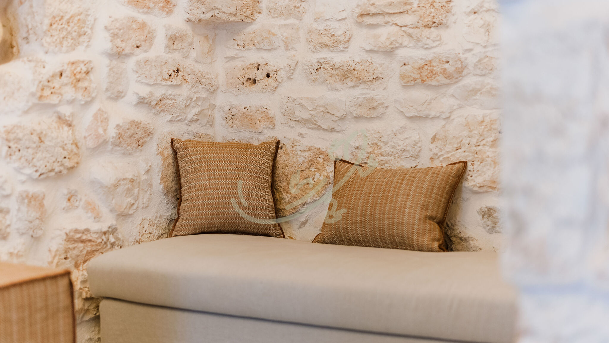 Italianway Ostuni TD Trullo YuMe Whispering Olive Grove
