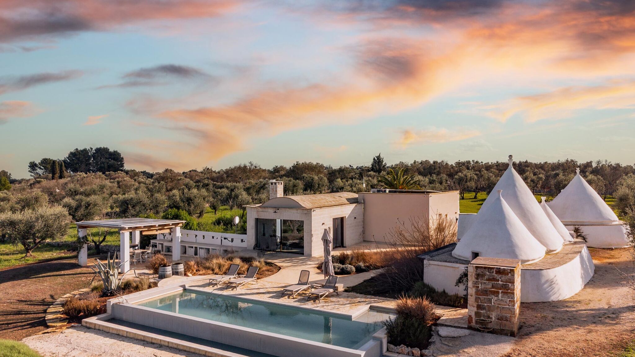 Italianway Ostuni Trulli Fiori di Mandorlo 6