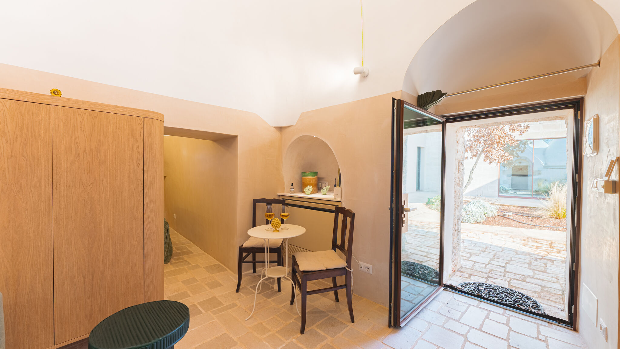 Italianway Ostuni Trulli Fiori di Mandorlo 6