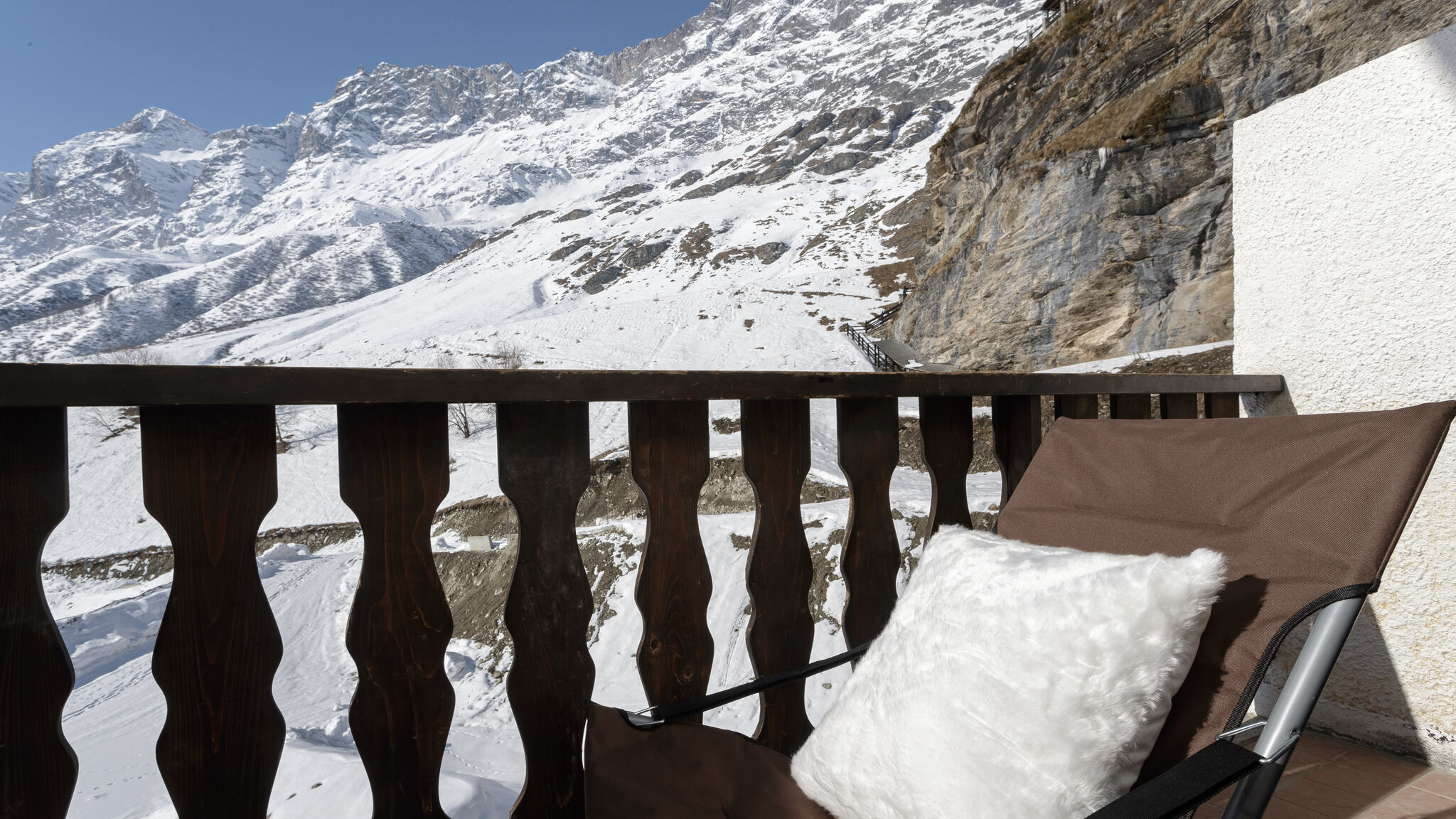 Italianway Valtournenche Pandora Mountain View - Central Apartment