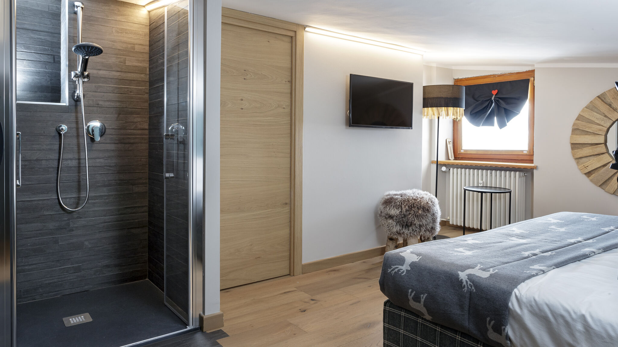 Italianway Valtournenche Pandora Mountain View - Central Apartment